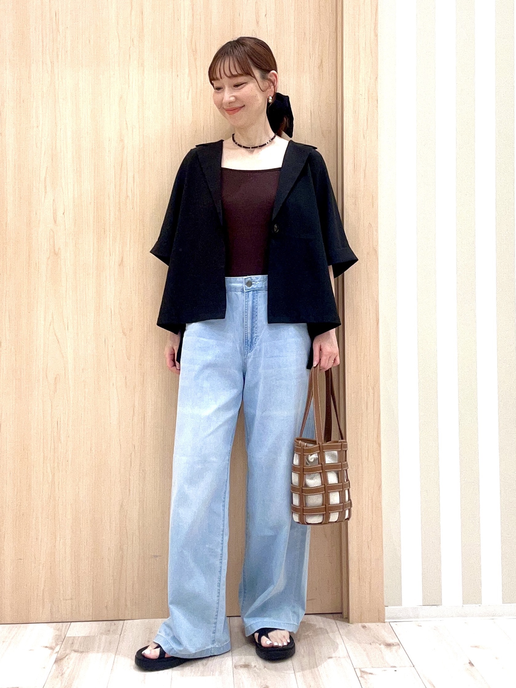 ririさんの「SHOO･LA･RUE｜【洗濯機可/S-LL】カップ付き Wストラップ テレコキャミソール」を使ったコーディネート
