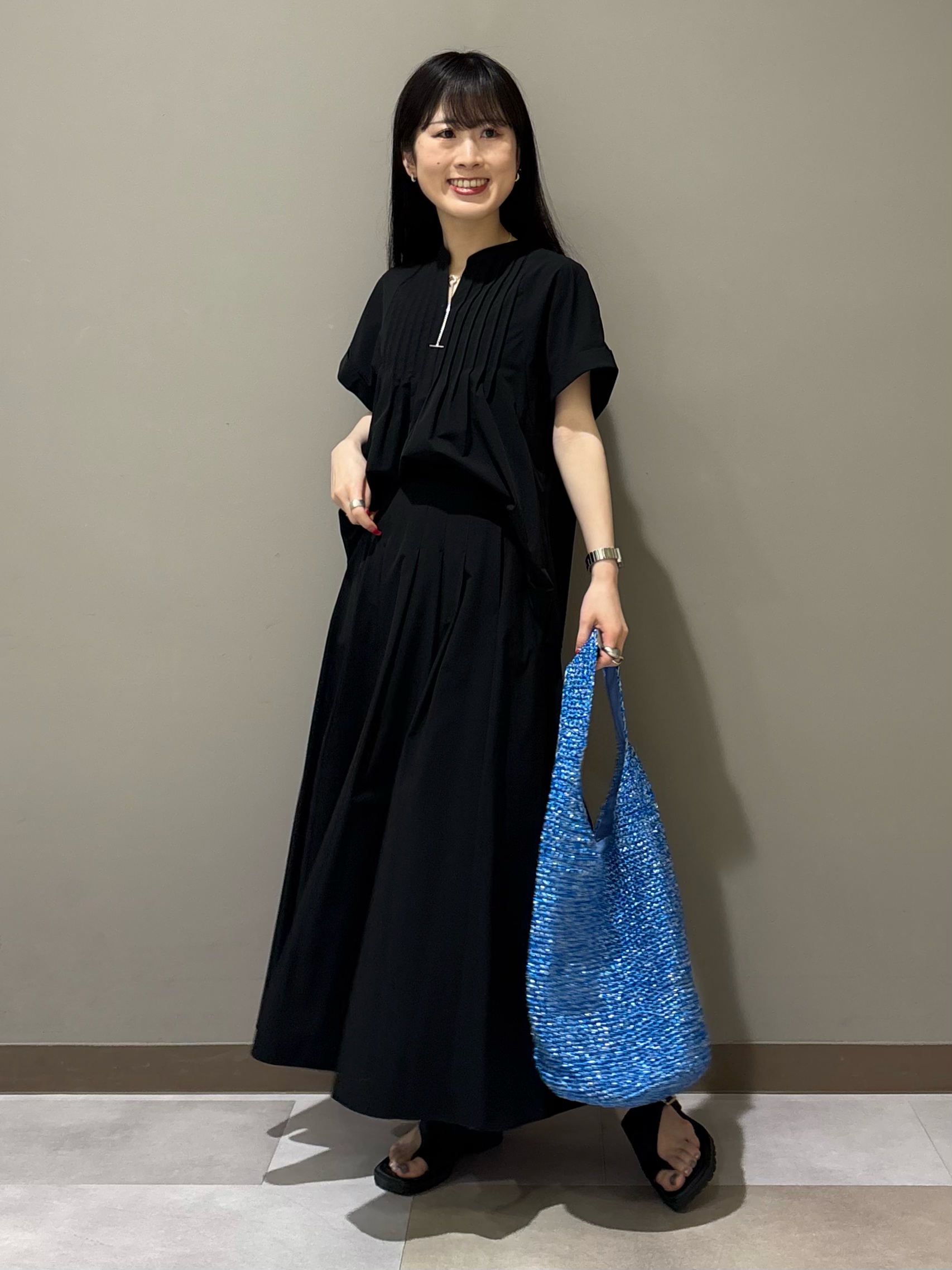 KEIKOさんの「INDIVI｜【撥水／UVケア／SETUP可能】軽量タックスキッパーブラウス」を使ったコーディネート