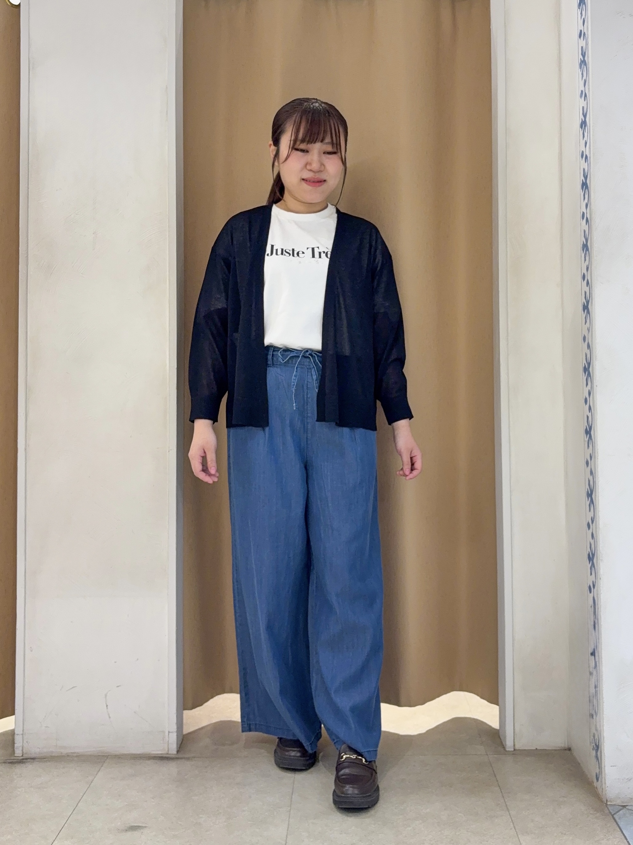 SO(R)Aさんの「SHOO･LA･RUE｜【ひんやり/吸水速乾/セットアップ可】羽織るだけで主役になる サッカーストライプシャツジャケット」を使ったコーディネート