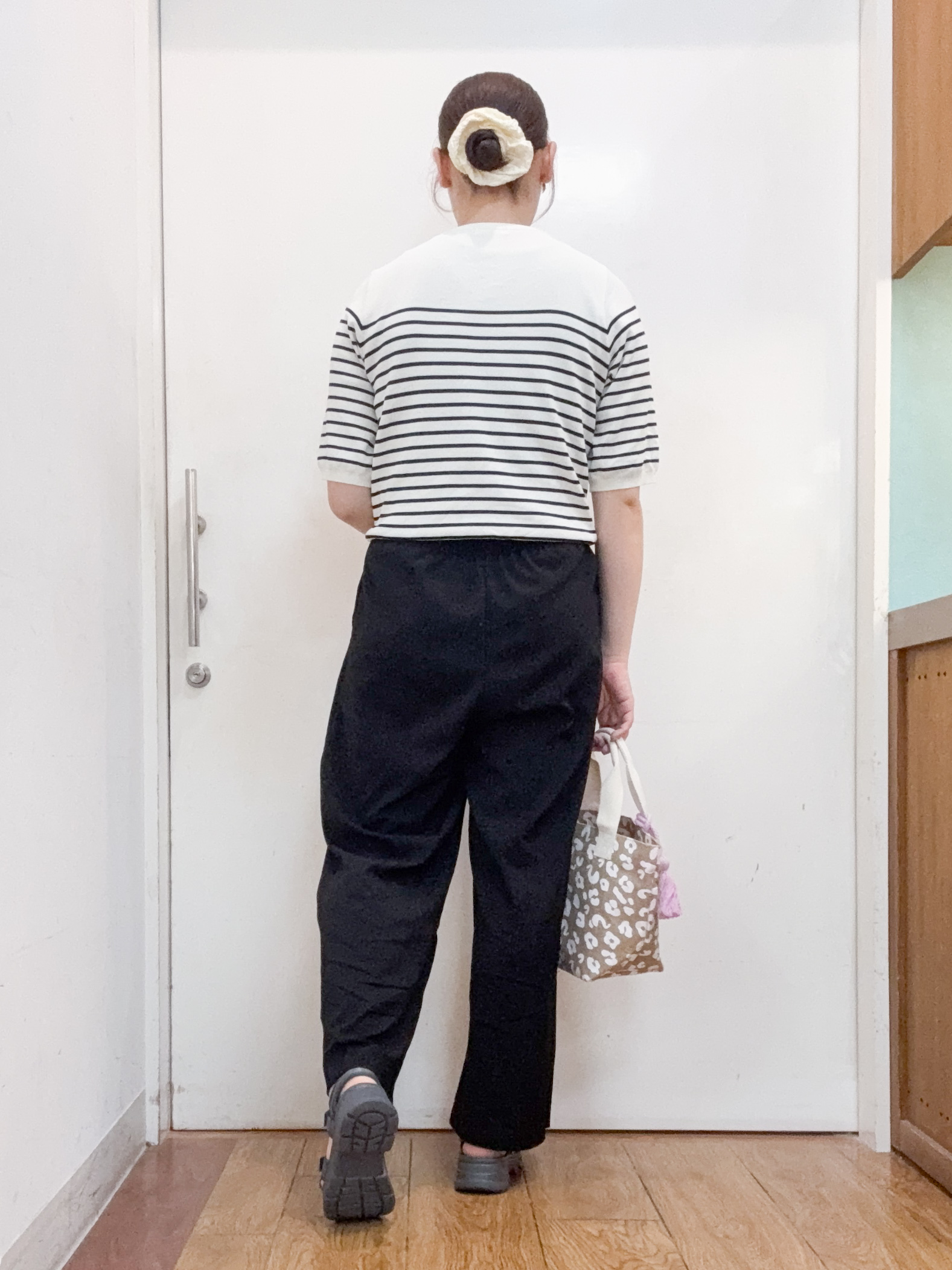 Karinさんの「SHOO･LA･RUE｜【毎日洗える/S-LL/ひんやり/UV】上半身すっきり 二の腕見せない5分袖ニット」を使ったコーディネート