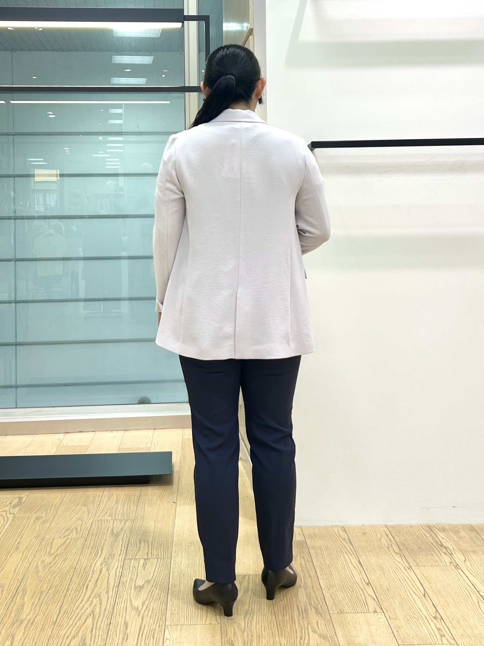 shimaさんの「INDIVI｜【洗える／多機能／SETUP可】着る日傘ダブルジャケット」を使ったコーディネート