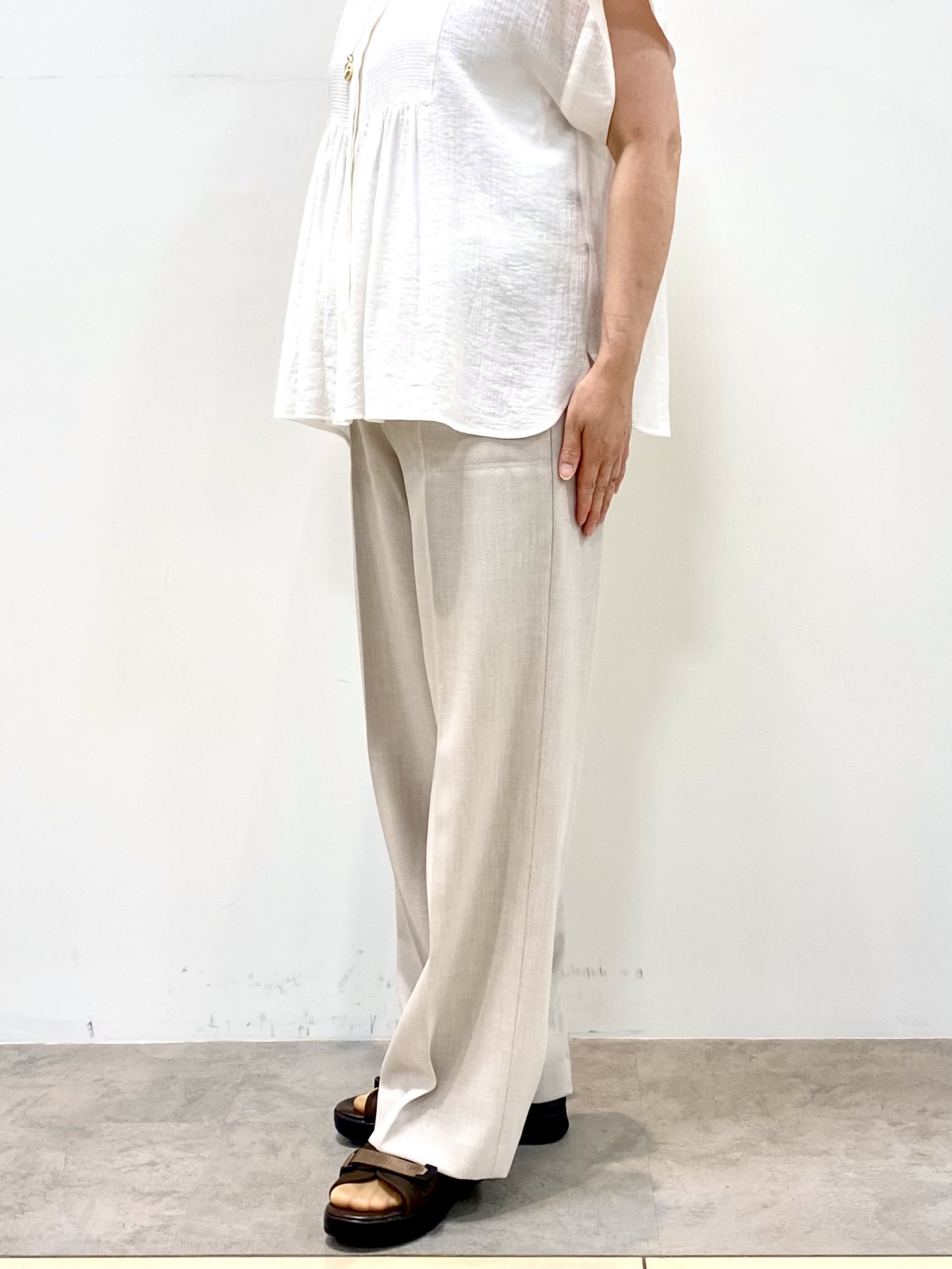 oharaさんの「Reflect｜ドビーストライプドルマンスリーブブラウス」を使ったコーディネート