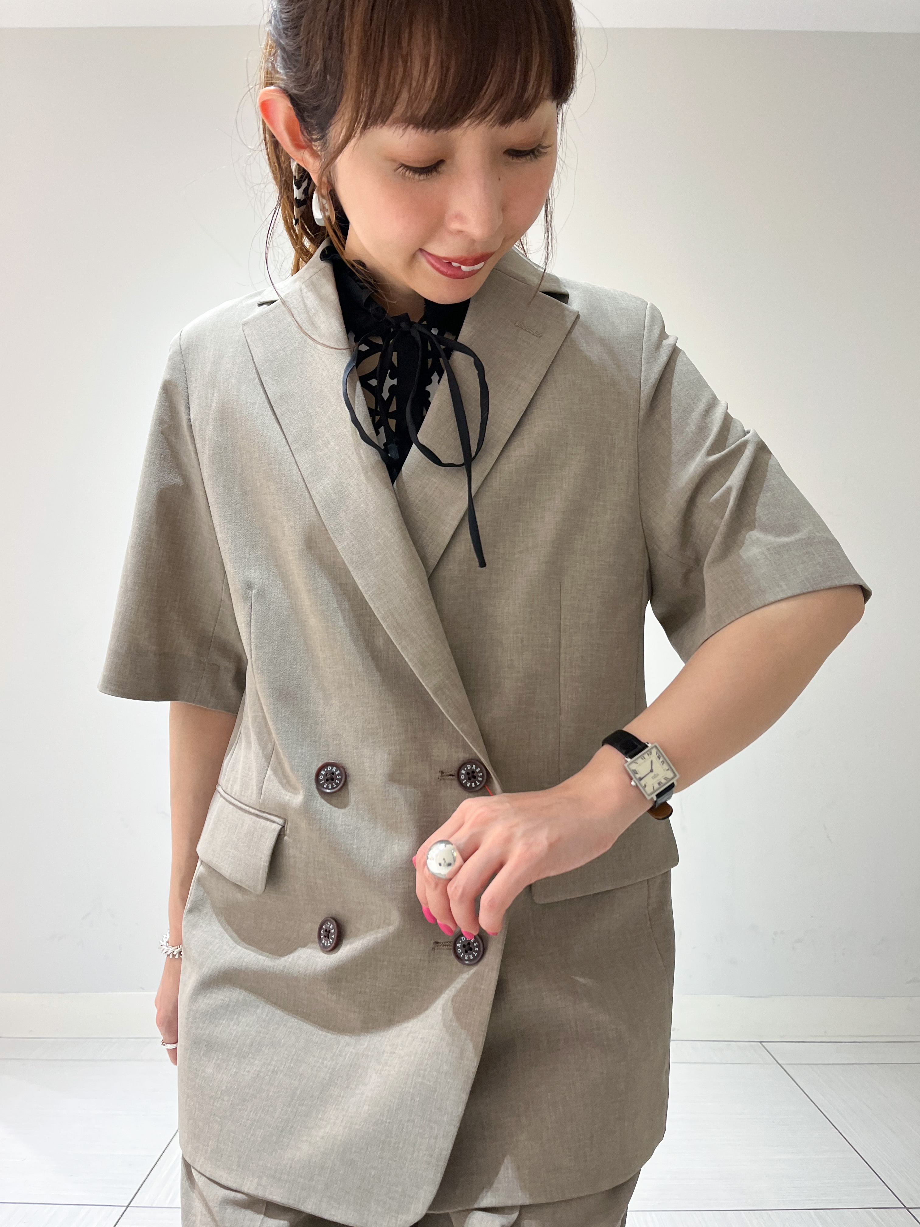 じゅんさんの「DRESSTERIOR｜【otonaMUSE5月号掲載/セットアップ可】ウォッシャブルイージーサマージャケット」を使ったコーディネート