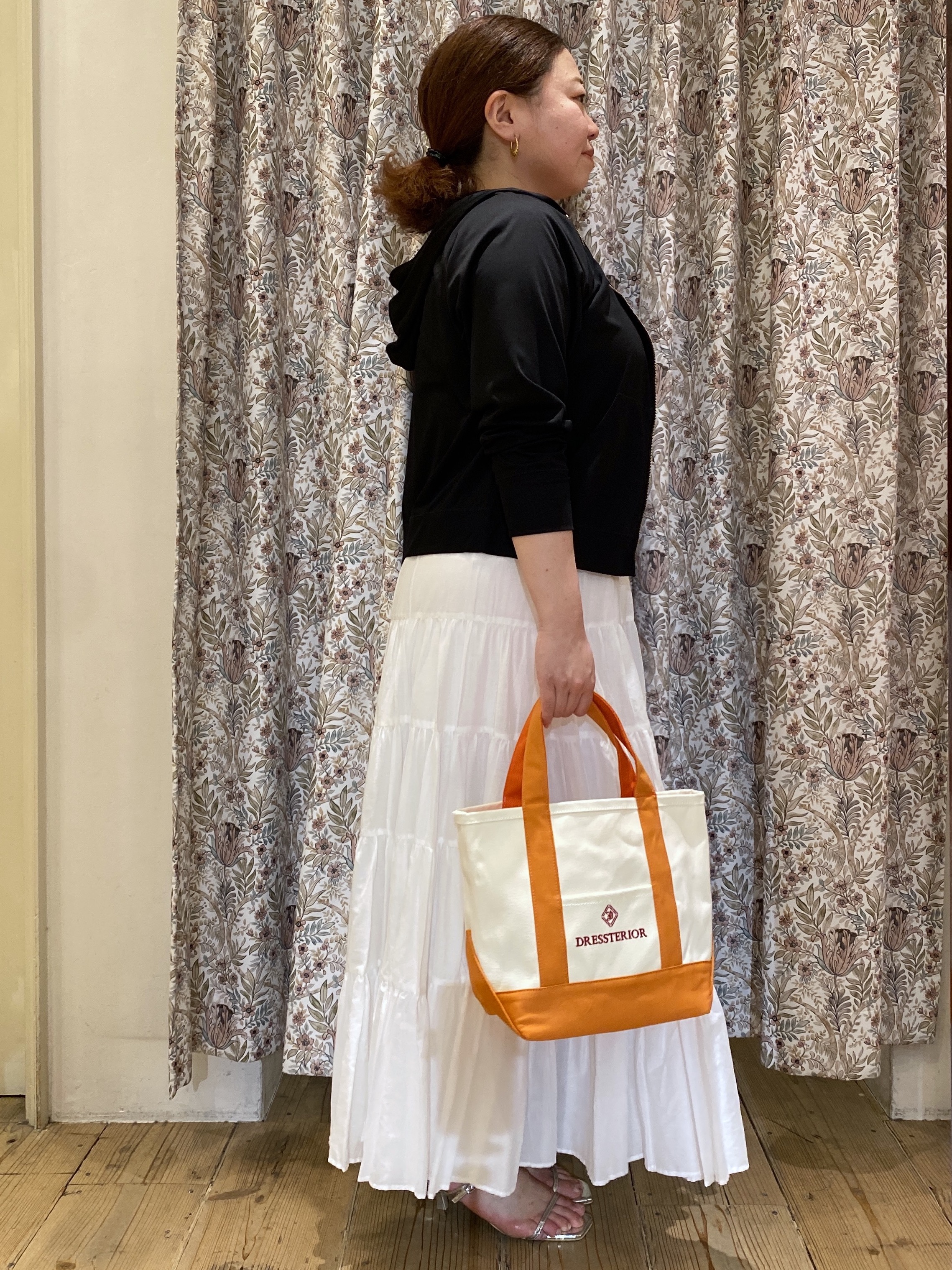 Ayano.Kさんの「DRESSTERIOR｜【接触冷感/日除け対策】UVカット サマーライトパーカー」を使ったコーディネート