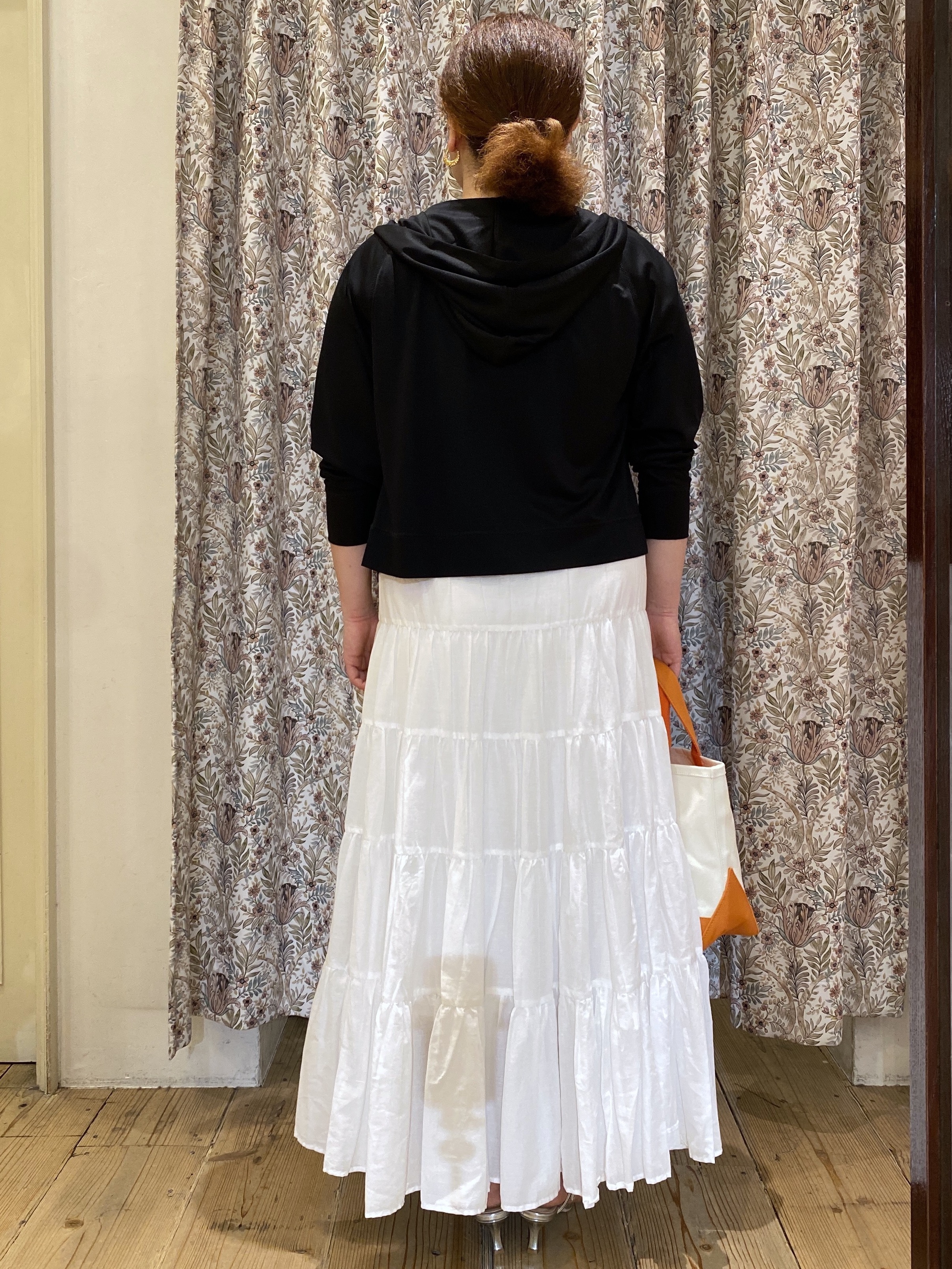 Ayano.Kさんの「DRESSTERIOR｜【接触冷感/日除け対策】UVカット サマーライトパーカー」を使ったコーディネート