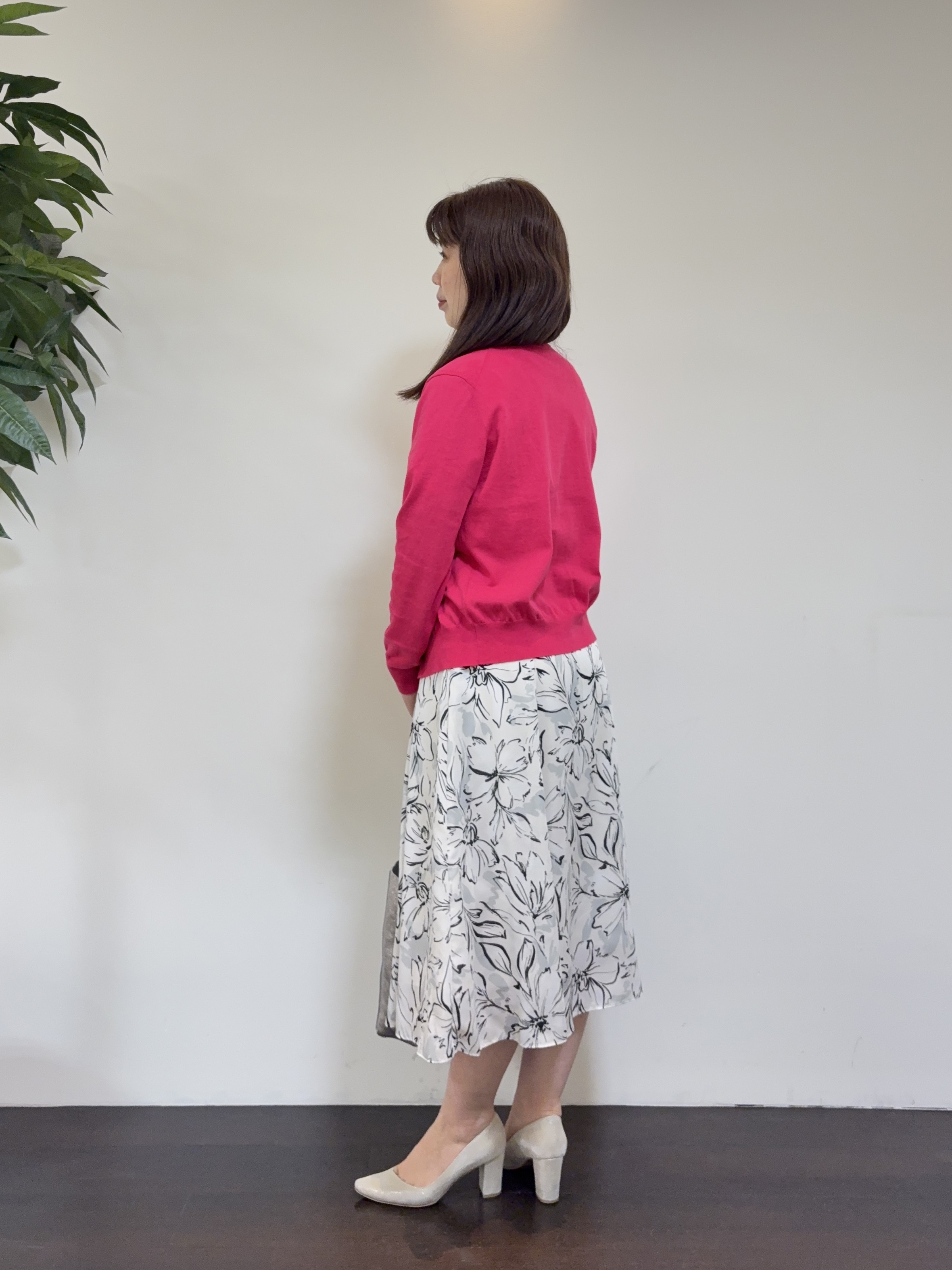 CHISATOさんの「UNTITLED｜【9色展開/アンサンブル可】コットンクルーネックカーディガン」を使ったコーディネート