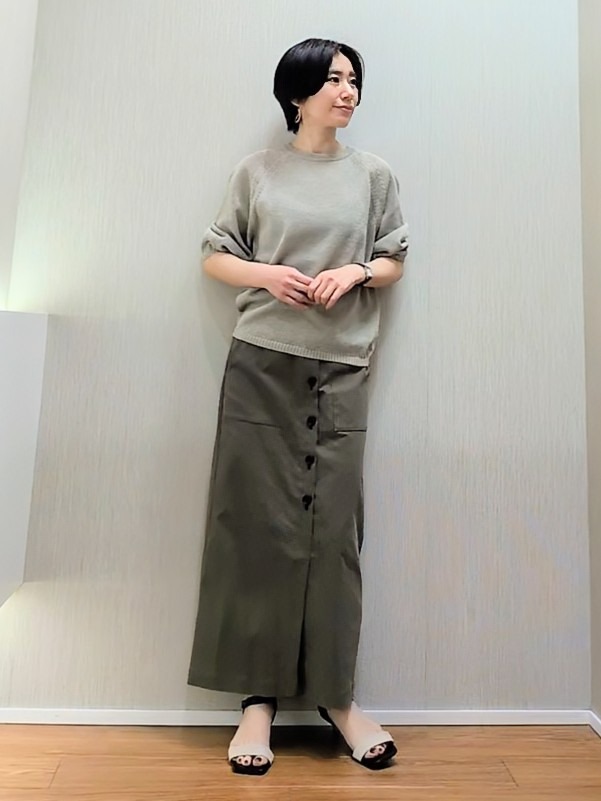 ミズタさんの「UNTITLED｜【洗える/ゆったり】クルーネックドライニット」を使ったコーディネート