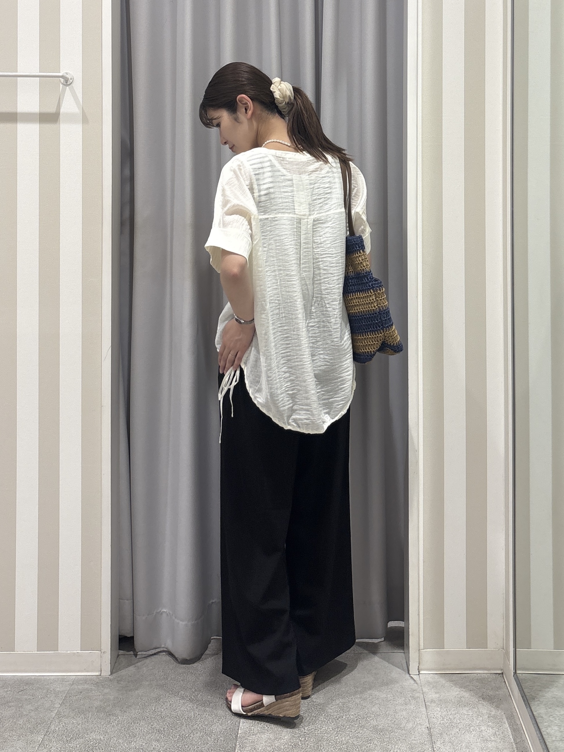 Rikaさんの「SHOO･LA･RUE｜【前後2WAY/洗濯機可/S-LL】毎日のお供に ランダムテレコタンクトップ」を使ったコーディネート