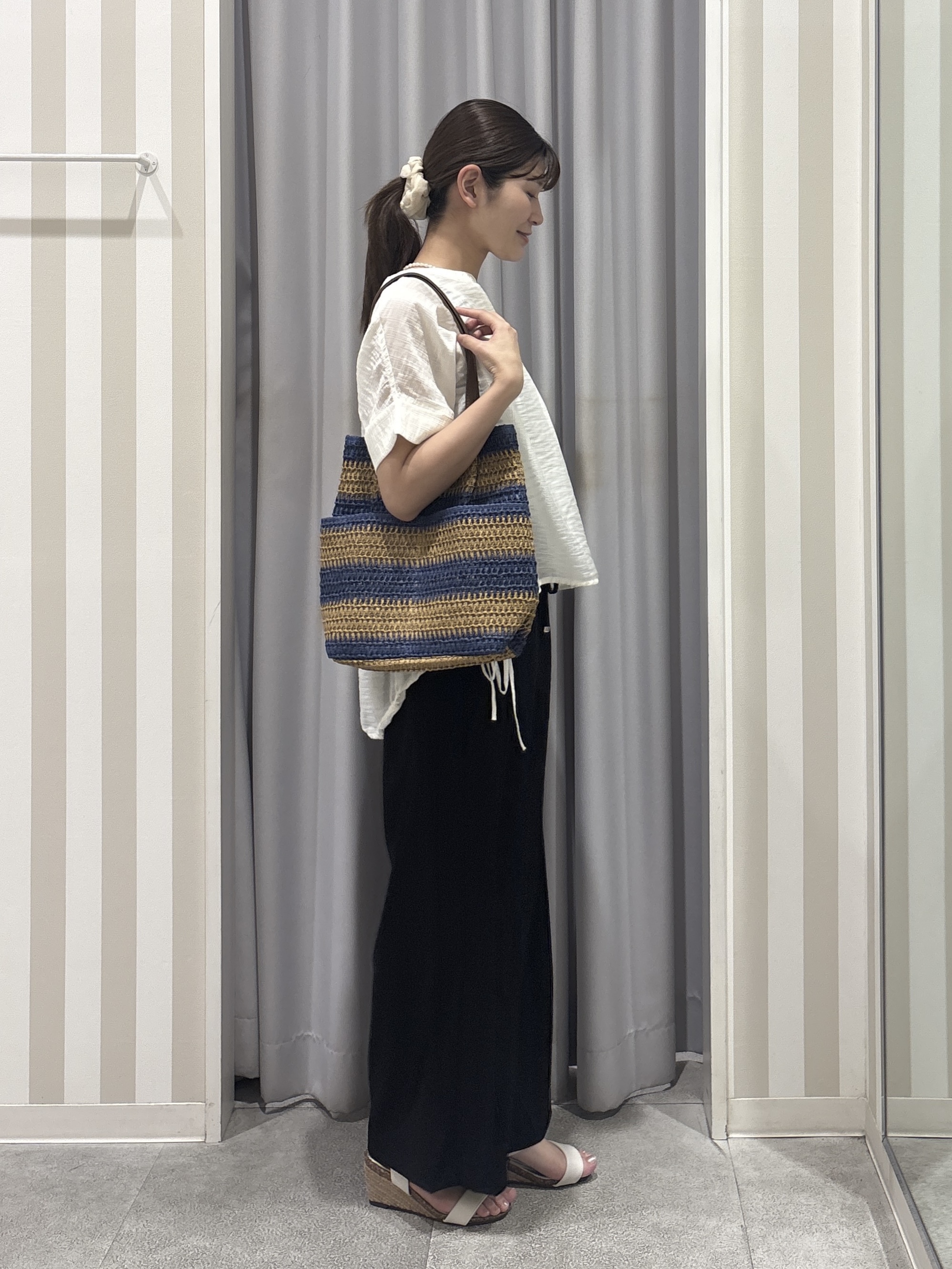 Rikaさんの「SHOO･LA･RUE｜【前後2WAY/洗濯機可/S-LL】毎日のお供に ランダムテレコタンクトップ」を使ったコーディネート