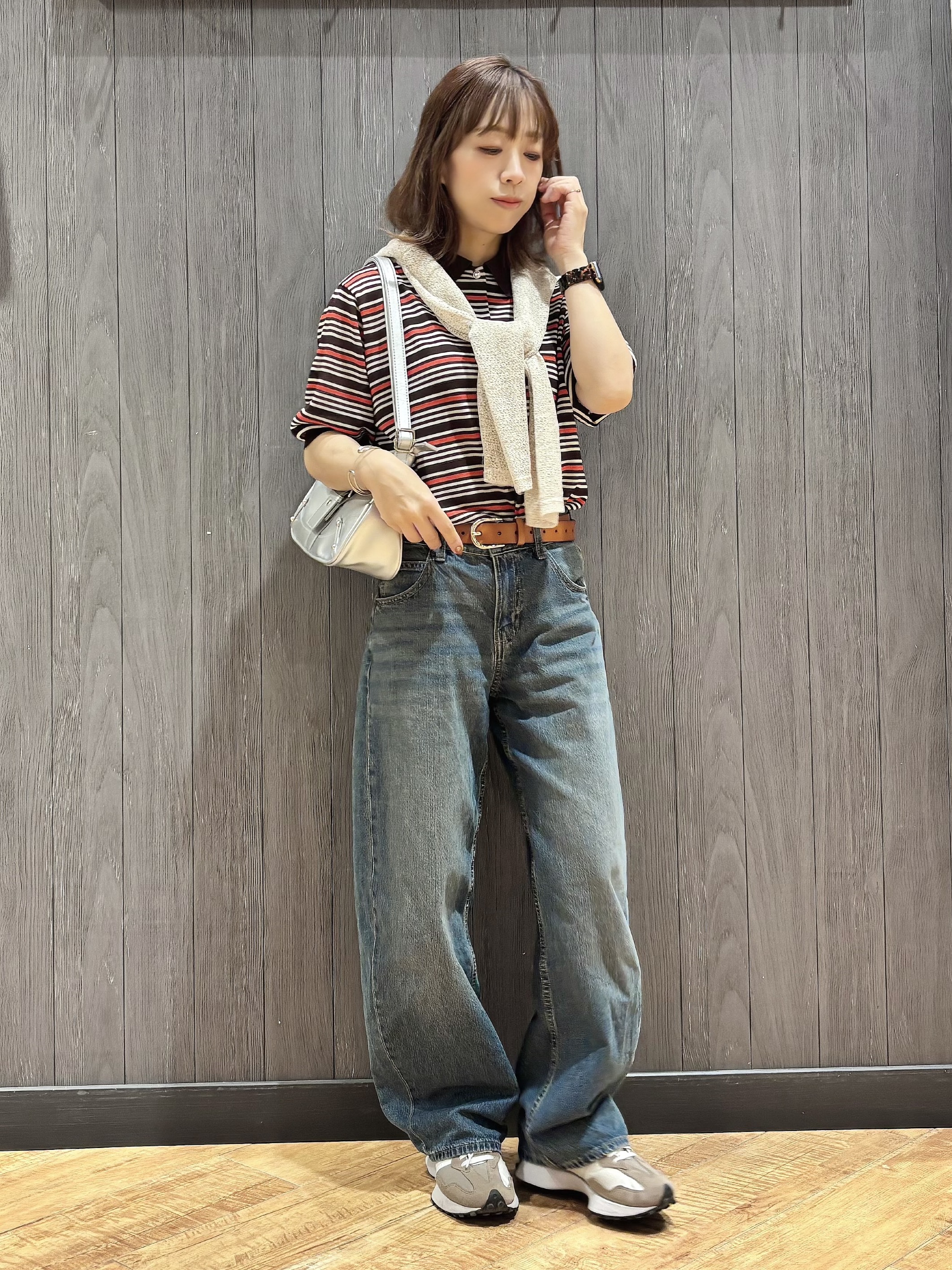 meiさんの「SHOO･LA･RUE｜【S-LL/洗濯機可】ほんのりシアーの襟付きニットカーディガン」を使ったコーディネート