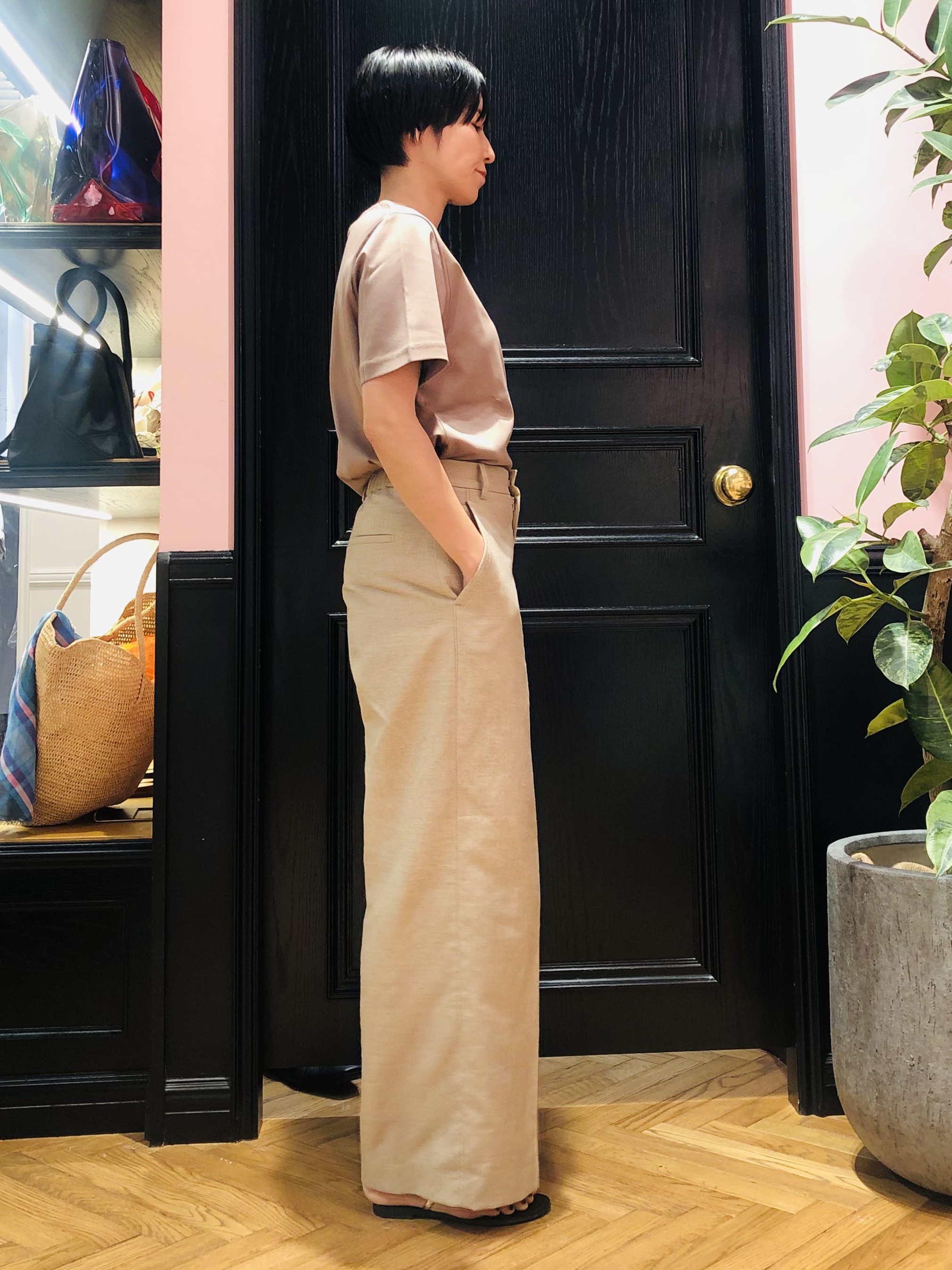 OGATAさんの「DRESSTERIOR｜【接触冷感／抗菌防臭／消臭】アイスクリアコットンTシャツ」を使ったコーディネート