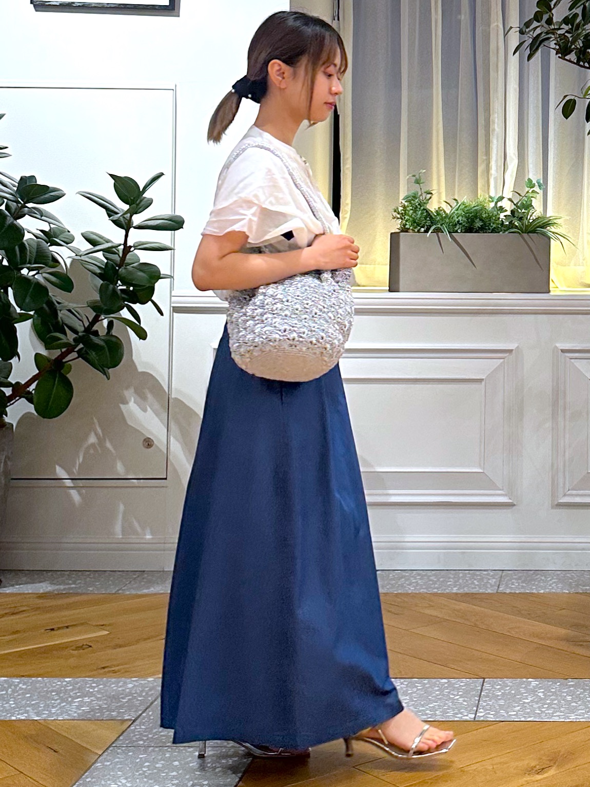 なべこさんの「DRESSTERIOR｜コットンシルク ラッフルスリーブ ブラウス」を使ったコーディネート