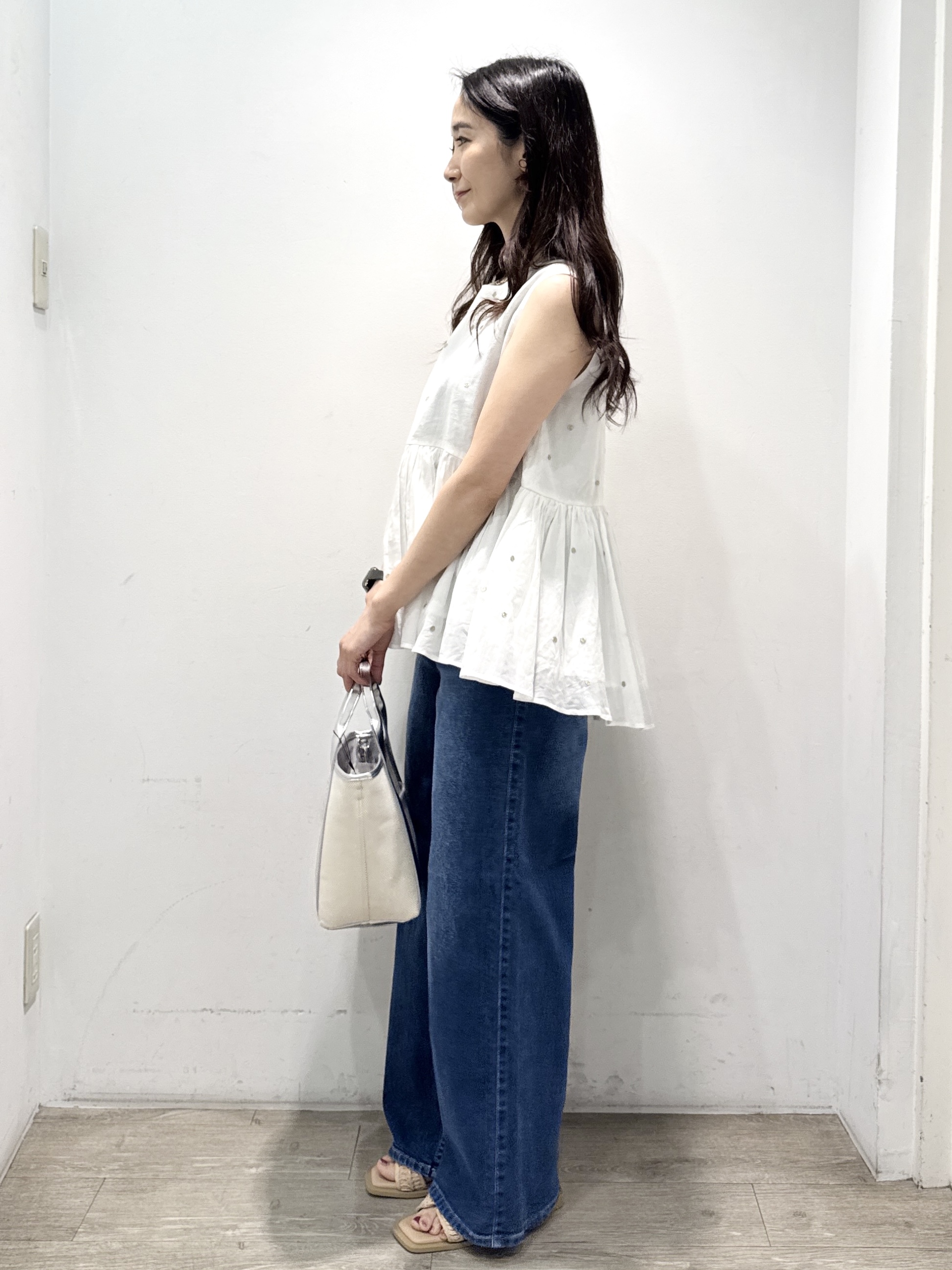 yuicciさんの「OPAQUE.CLIP｜ラメドット刺繍ペプラムブラウス【洗える】」を使ったコーディネート