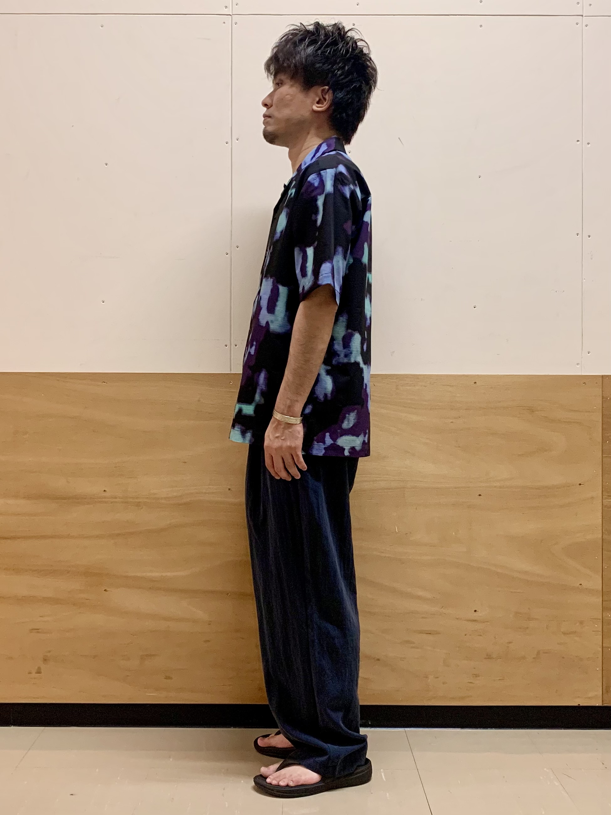 MATUさんの「THE SHOP TK｜プリント柄 開襟半袖シャツ 洗濯機OK」を使ったコーディネート