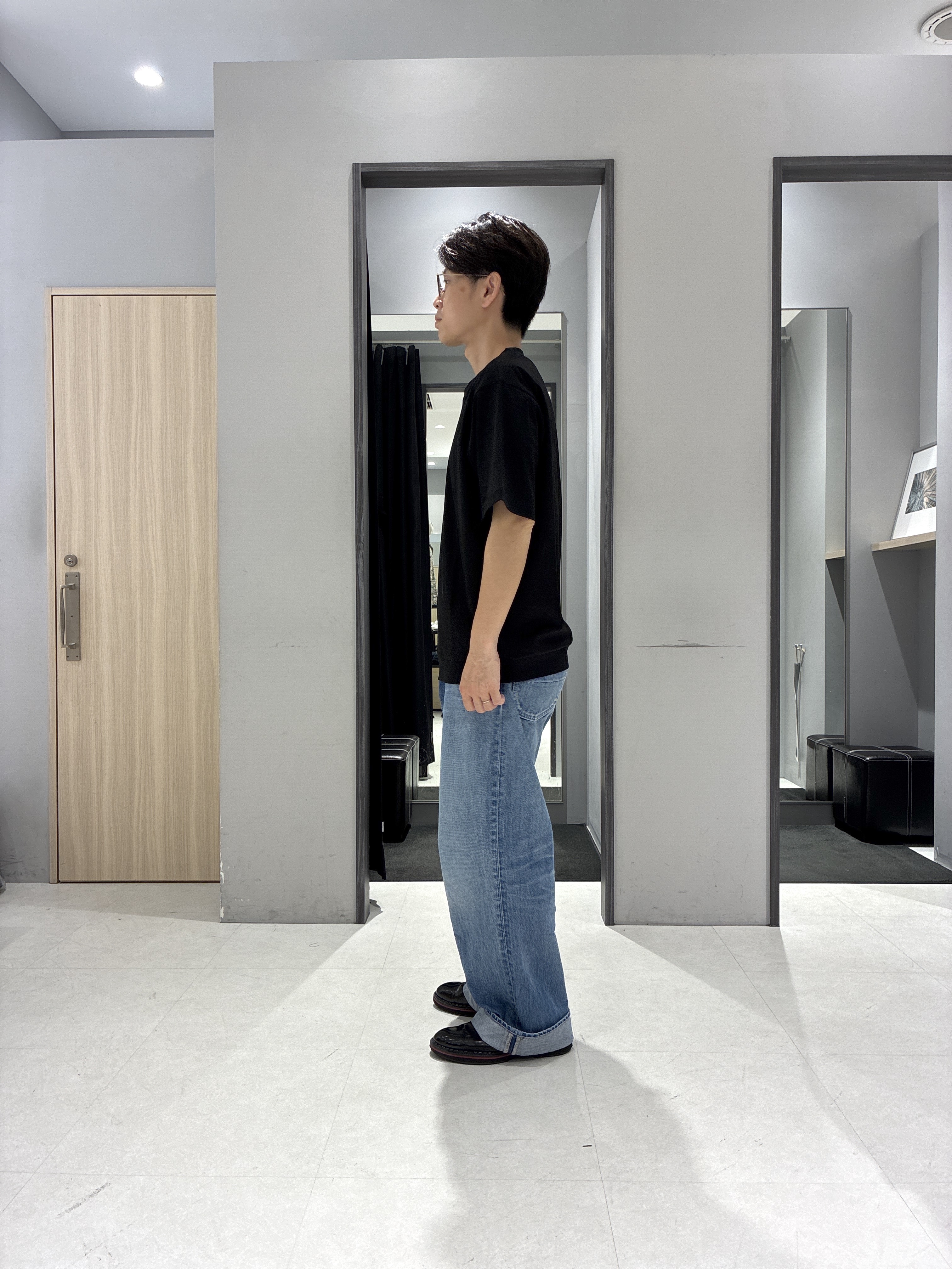 わいずみさんの「TAKEO KIKUCHI｜【接触冷感】アイスクリアコットン Tシャツ」を使ったコーディネート