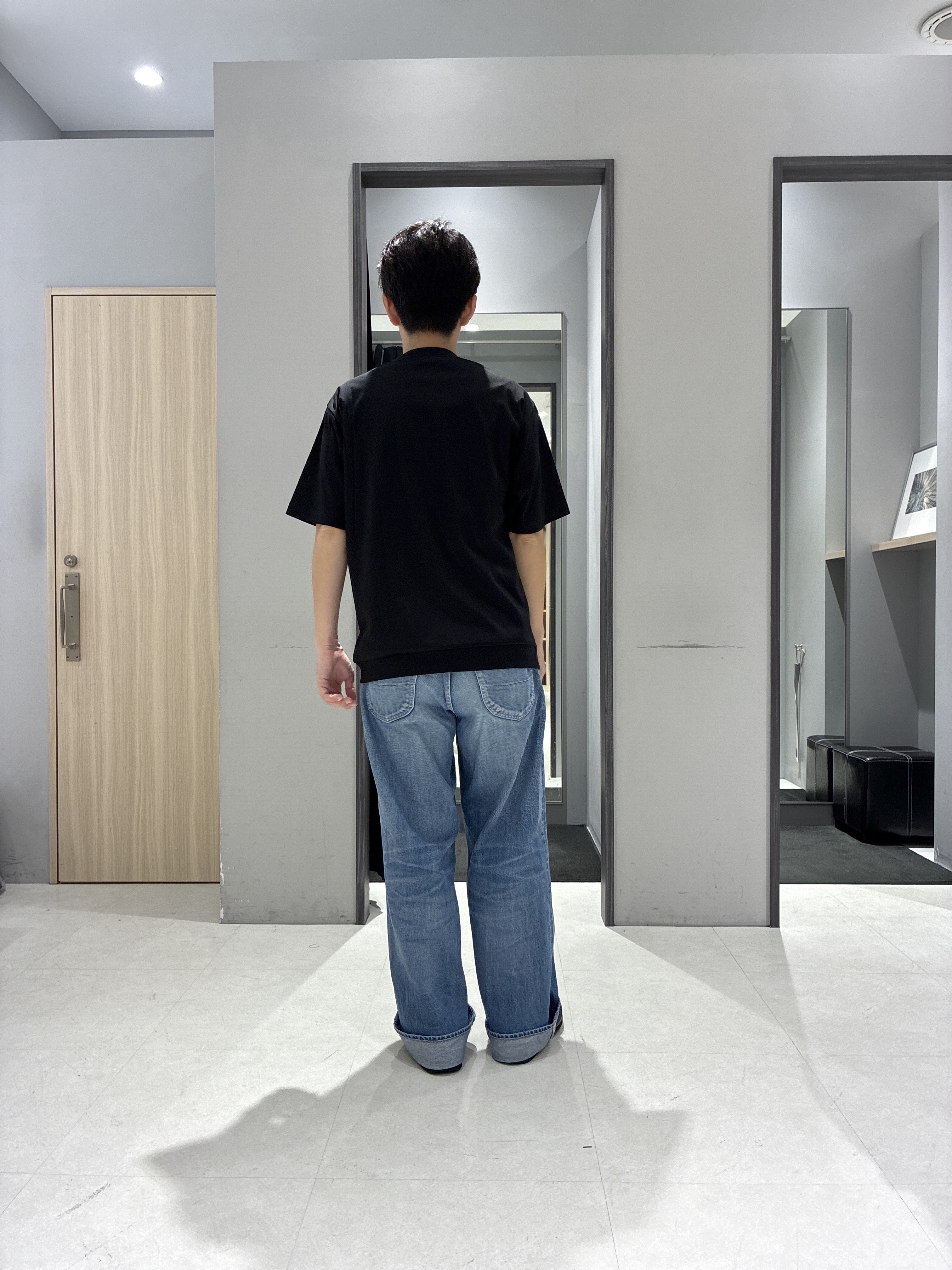 わいずみさんの「TAKEO KIKUCHI｜【接触冷感】アイスクリアコットン Tシャツ」を使ったコーディネート