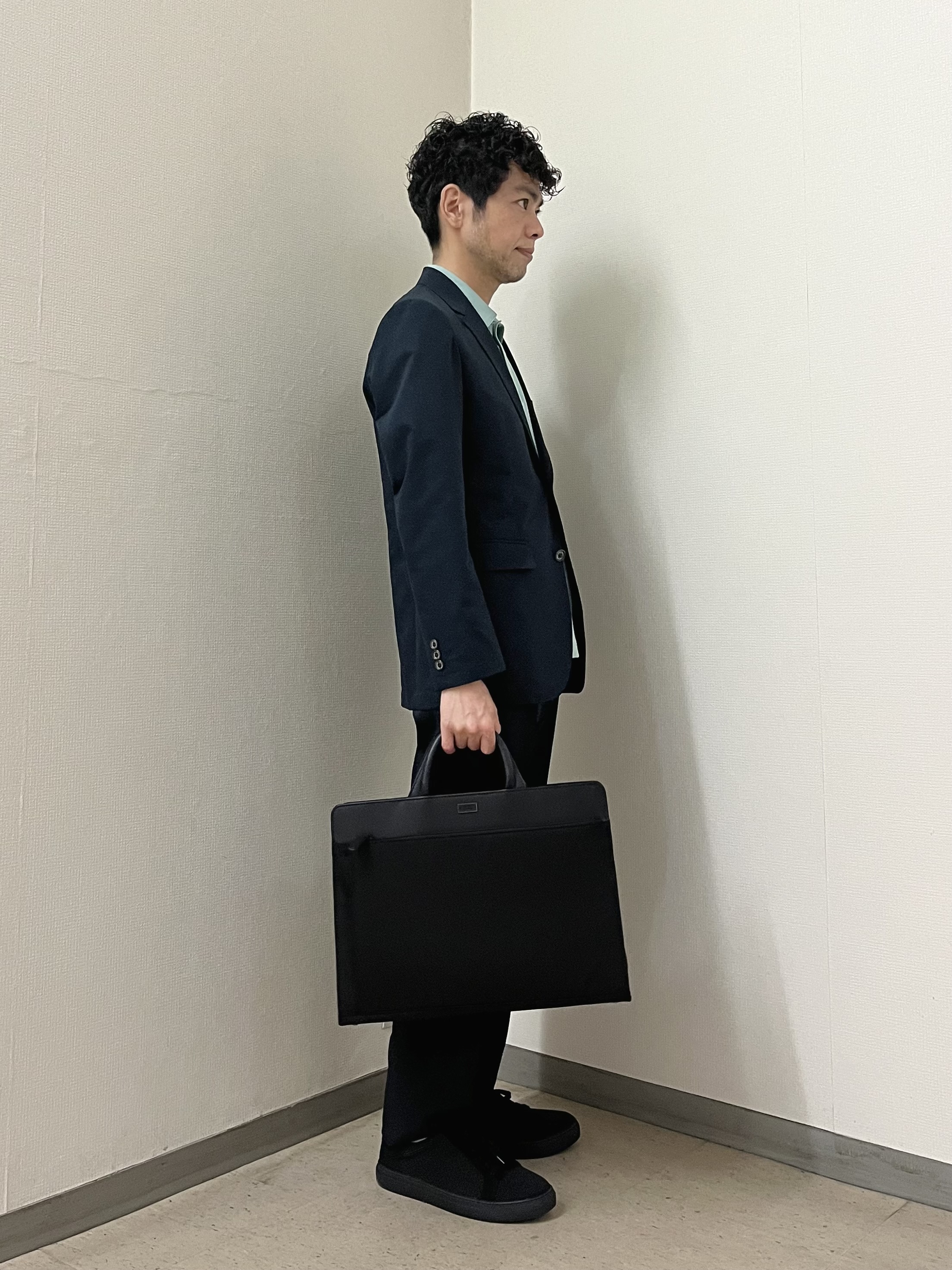 URAさんの「TAKEO KIKUCHI｜【抗菌防臭】COOL DOTS（R）ドビープリント ジャケット」を使ったコーディネート