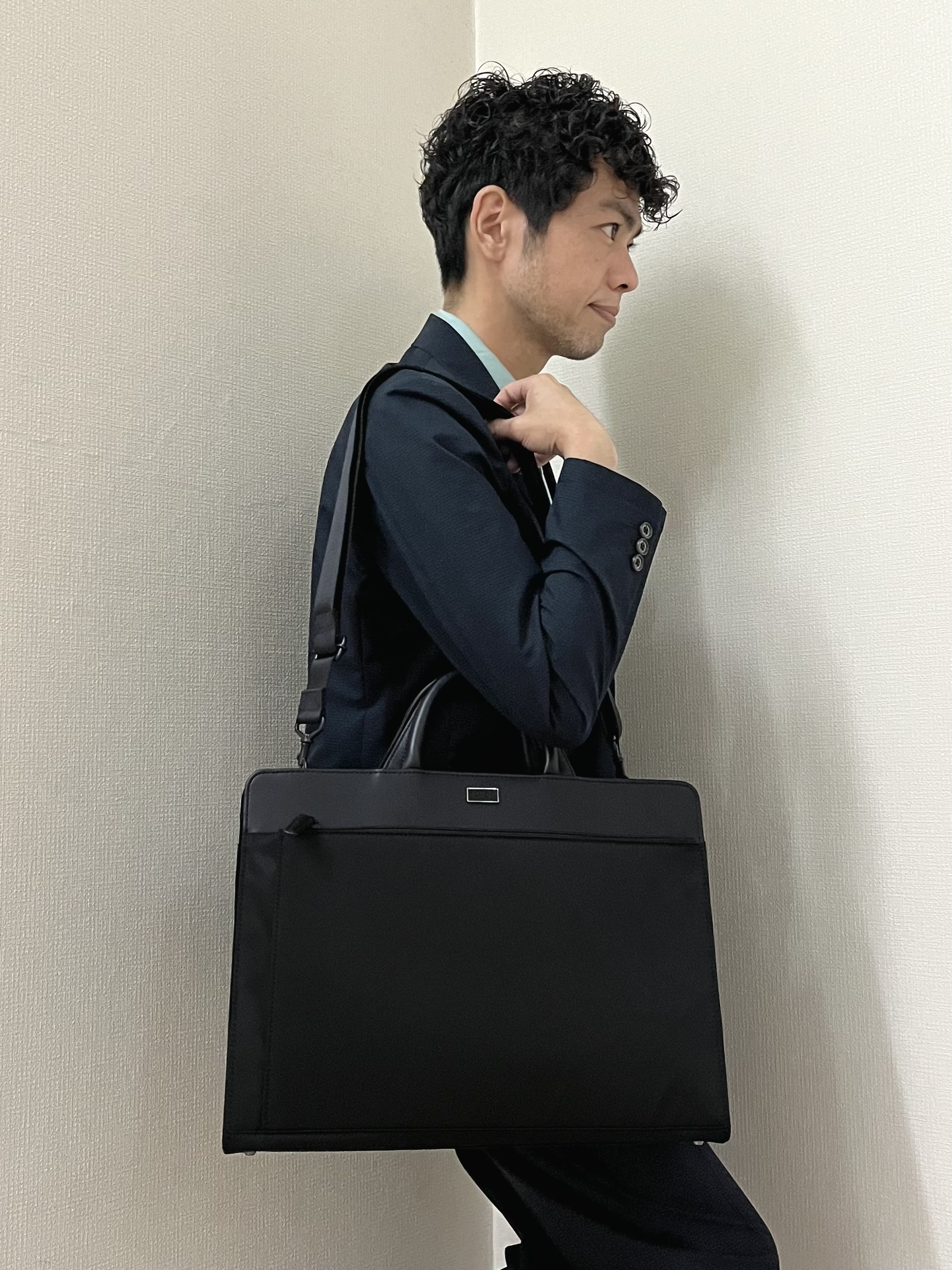 URAさんの「TAKEO KIKUCHI｜【抗菌防臭】COOL DOTS（R）ドビープリント ジャケット」を使ったコーディネート
