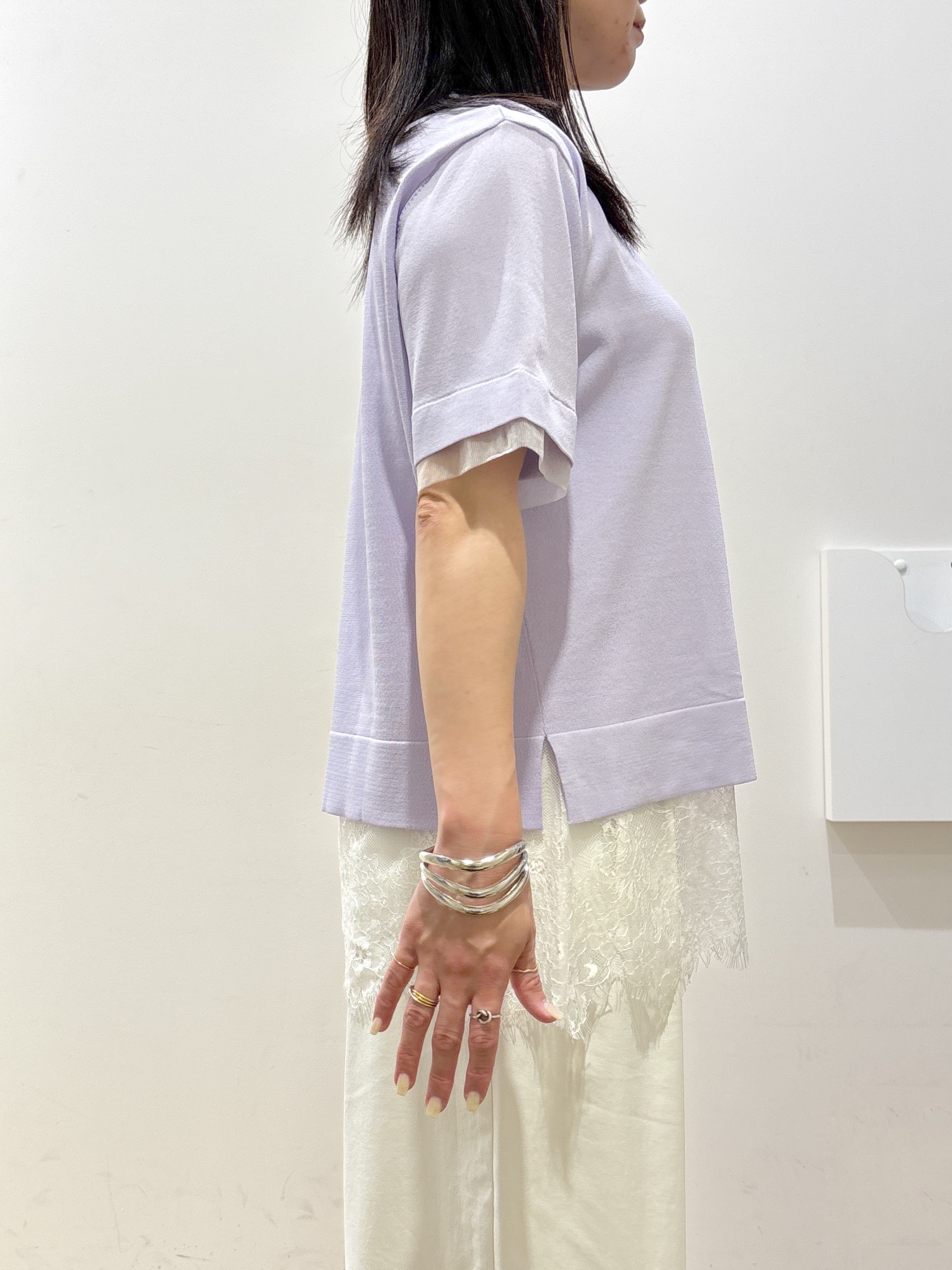 mameさんの「index｜【UV／接触冷感／抗ピル】シアー＆レイヤード風さらりニット《洗濯機OK》」を使ったコーディネート