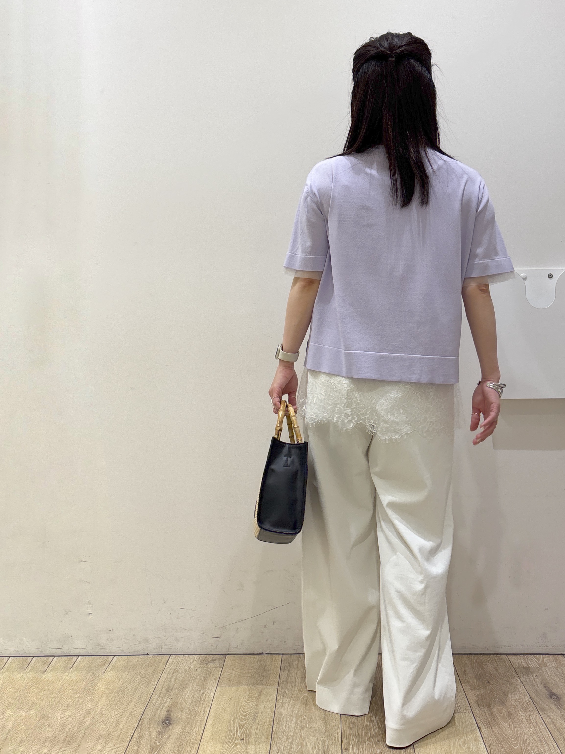mameさんの「index｜【UV／接触冷感／抗ピル】シアー＆レイヤード風さらりニット《洗濯機OK》」を使ったコーディネート