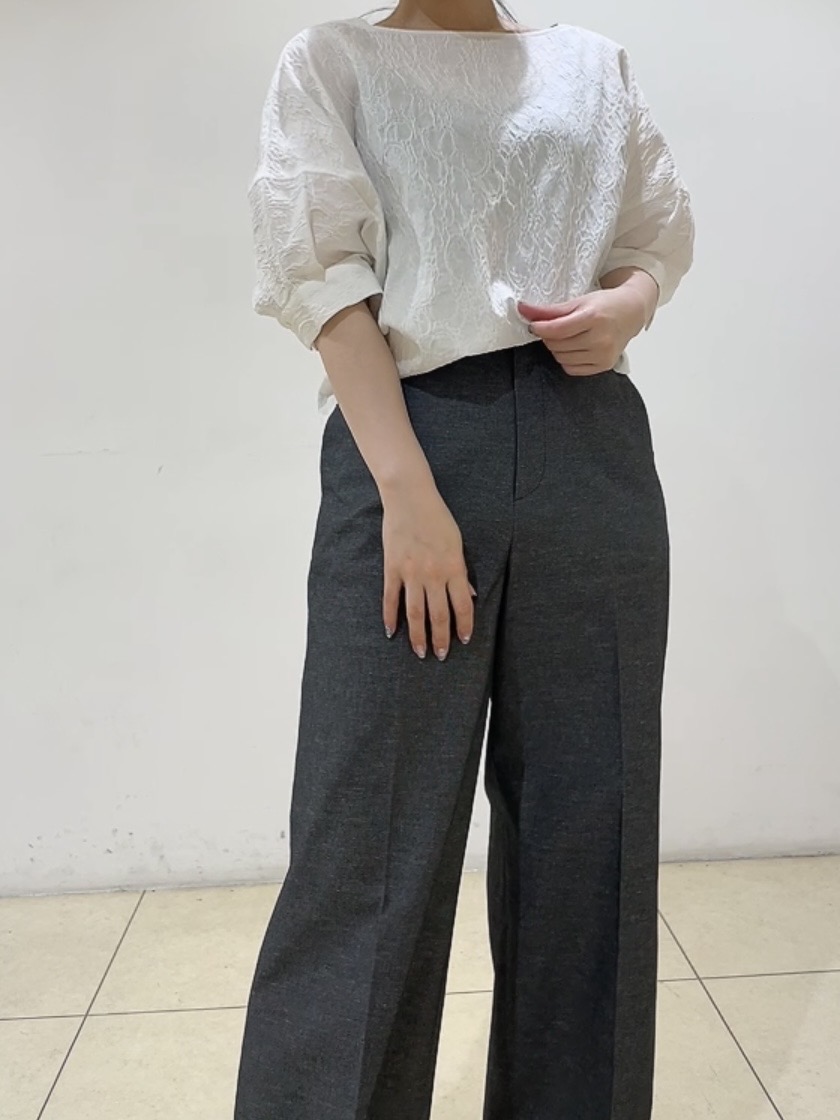 watanabeさんの「UNTITLED｜【洗える/ショート丈】ジャカードボートネックブラウス」を使ったコーディネート