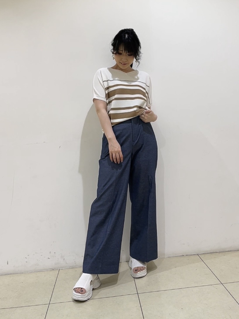 watanabeさんの「UNTITLED｜【洗える】ガーター編みVネックニットT」を使ったコーディネート