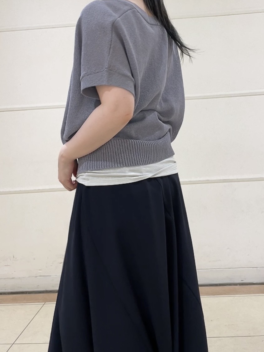 watanabeさんの「UNTITLED｜【洗える/清涼感】ドライタッチスリーブレスカーディガン」を使ったコーディネート