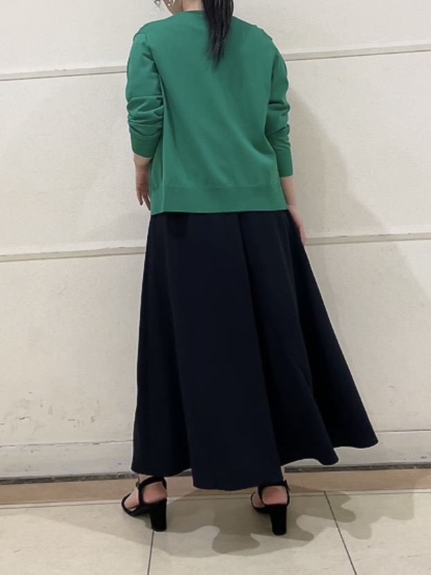 watanabeさんの「UNTITLED｜【UVケア/接触冷感／アンサンブル】丸首カーディガン＆袖スリット5分袖ニット」を使ったコーディネート