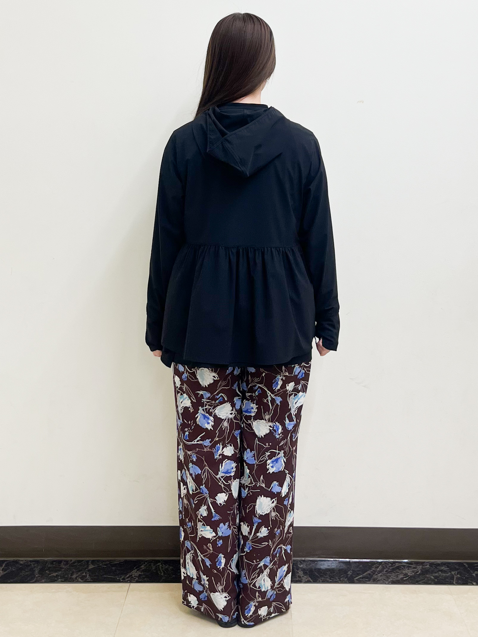 mikikoさんの「Reflect｜【UVカット／接触冷感】ラッシュガードブラウス」を使ったコーディネート