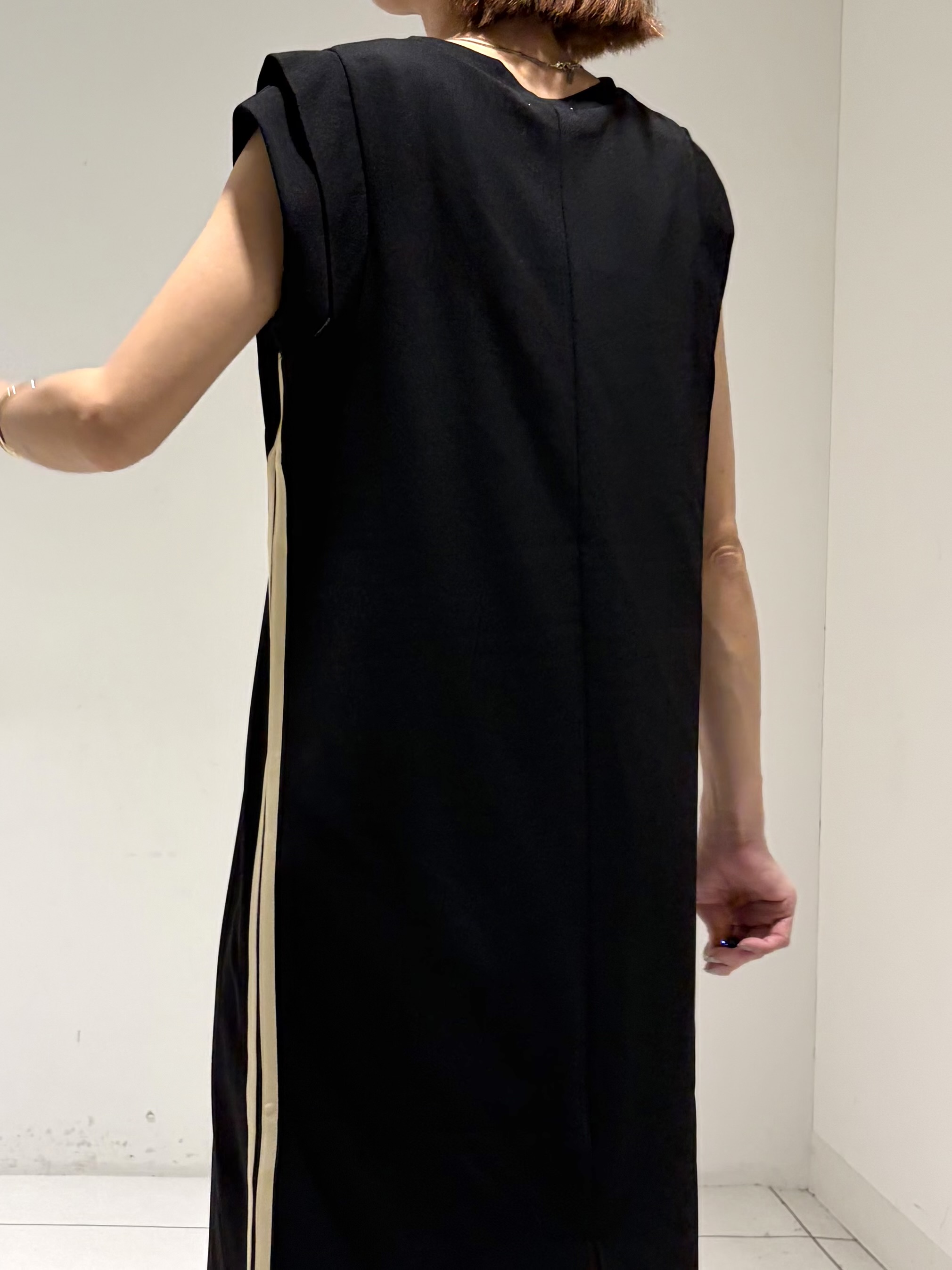 shioriさんの「INDIVI｜ワッシャーシアーダブルジャケット」を使ったコーディネート