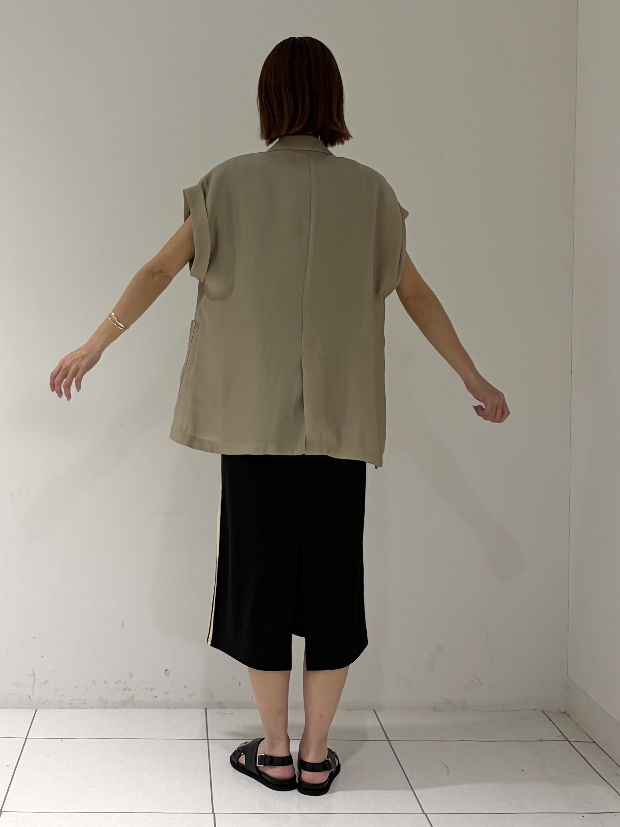 shioriさんの「INDIVI｜ワッシャーシアーダブルジャケット」を使ったコーディネート