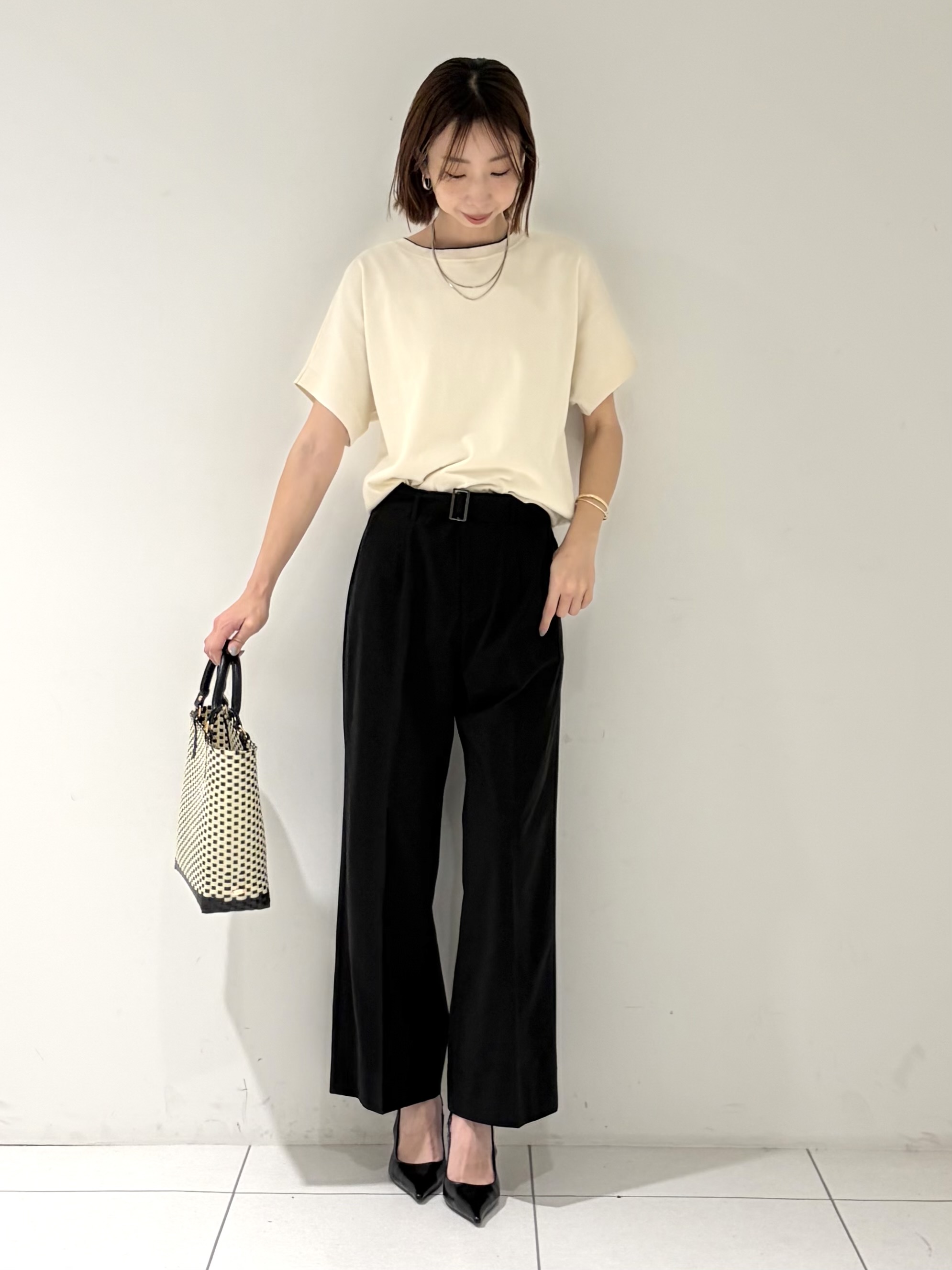 shioriさんの「INDIVI｜【着る日傘】ハーフスリーブダブルジャケット」を使ったコーディネート