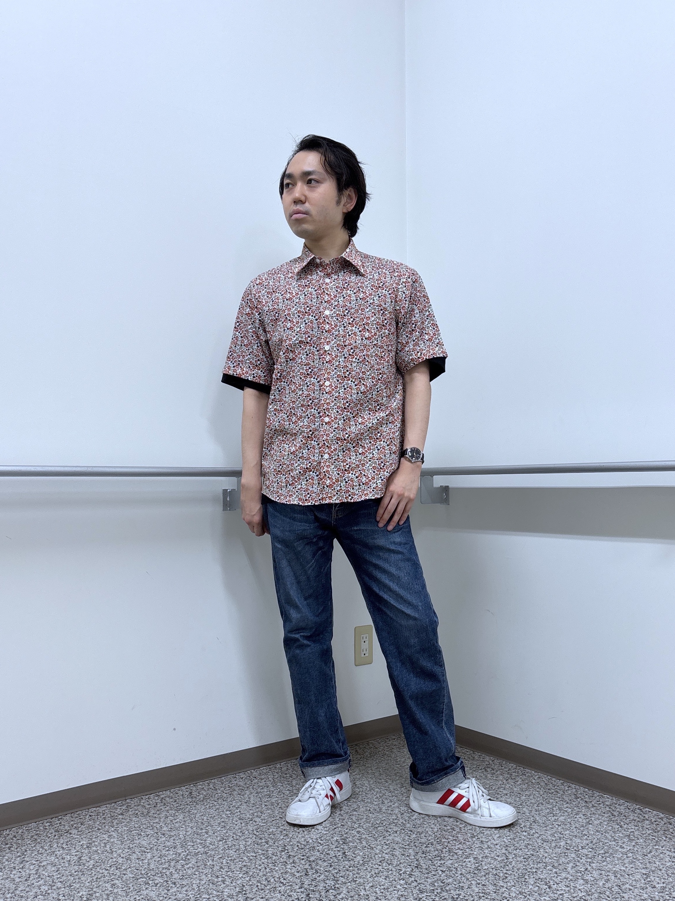 KEIさんの「TAKEO KIKUCHI｜リップル小花シャツ」を使ったコーディネート