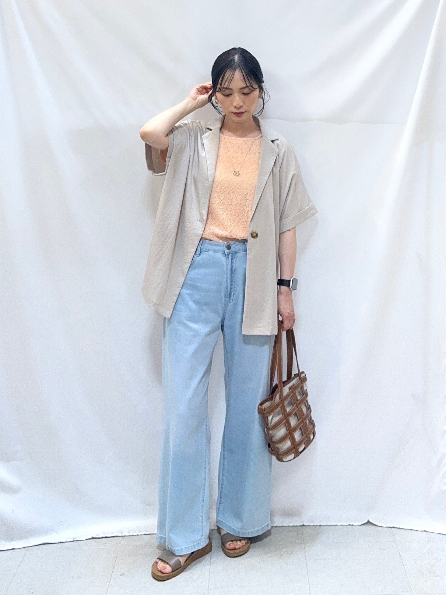 𝐇𝐢𝐫𝐨𝐦𝐢さんの「SHOO･LA･RUE｜【高レビュー/洗濯機可/セットアップ可】軽凛(かろりん) ひんやり半袖ジャケット」を使ったコーディネート
