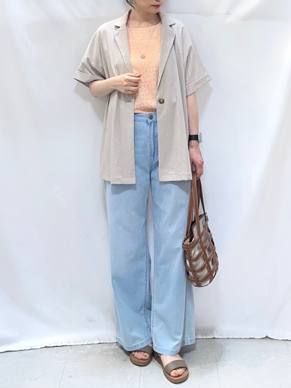 𝐇𝐢𝐫𝐨𝐦𝐢さんの「SHOO･LA･RUE｜【高レビュー/洗濯機可/セットアップ可】軽凛(かろりん) ひんやり半袖ジャケット」を使ったコーディネート
