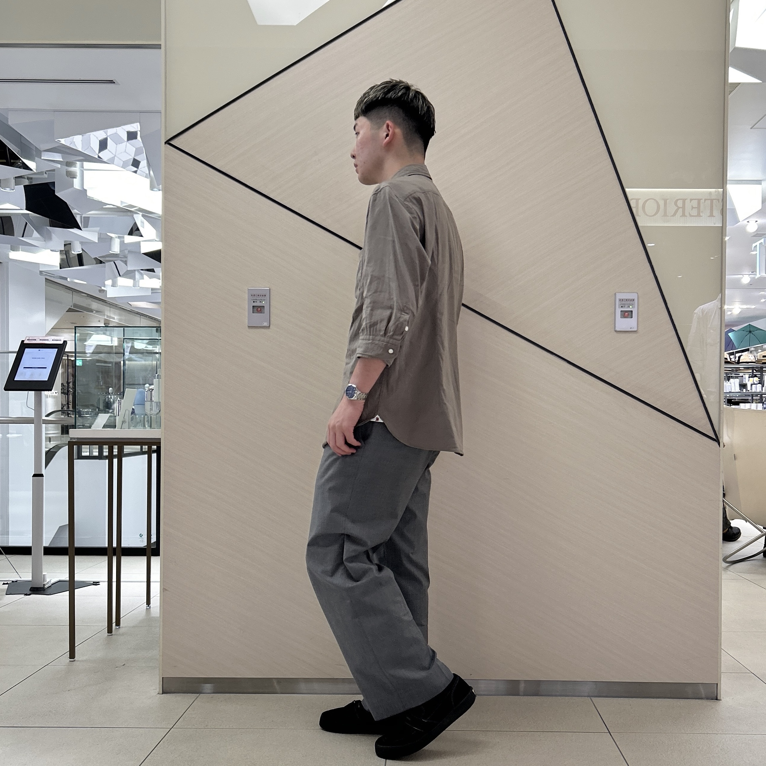 千葉亮太さんの「DRESSTERIOR｜バイオリネン スリークオーターシャツ」を使ったコーディネート