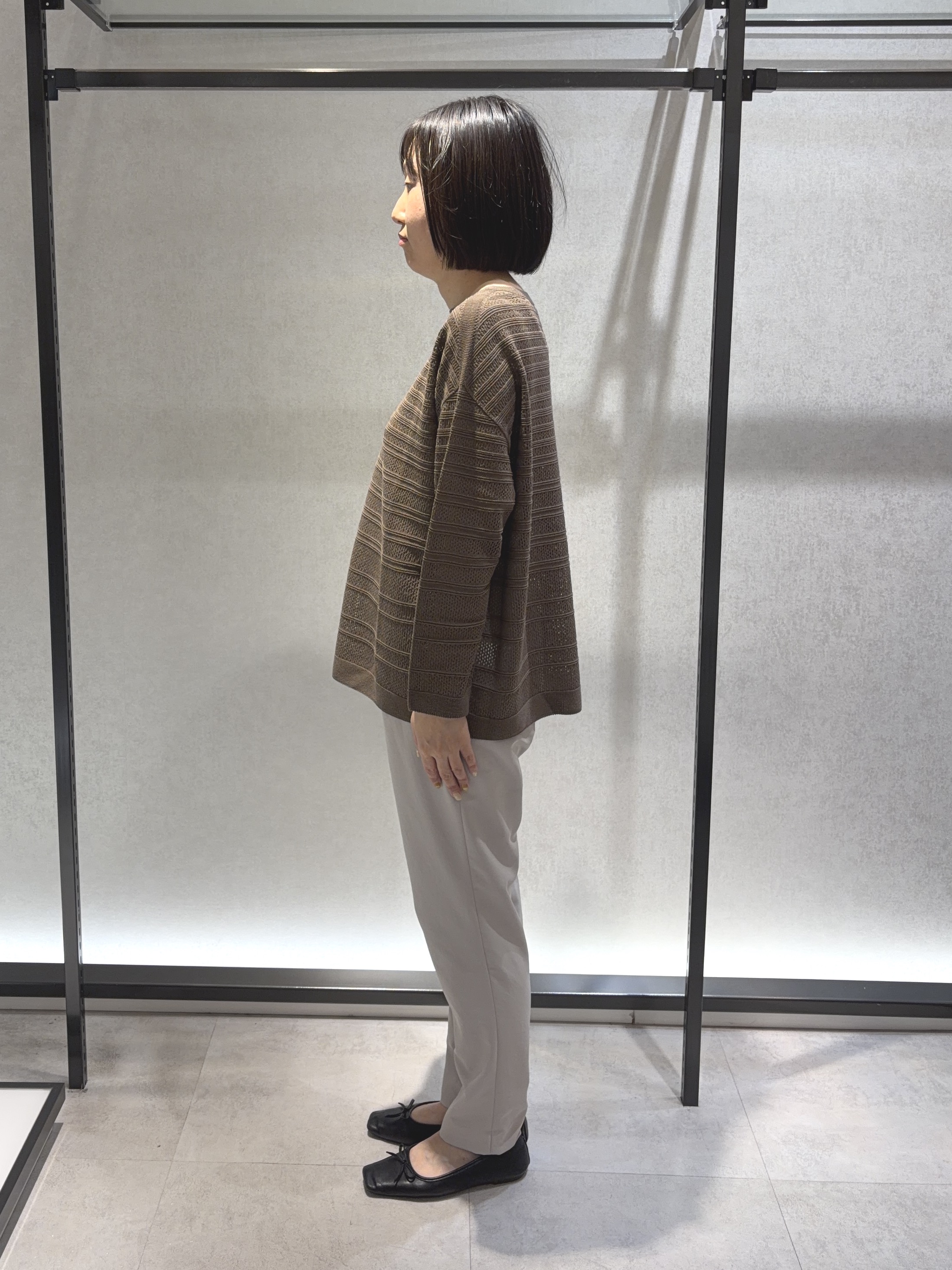 わたなべさんの「UNTITLED｜メッシュ柄ボーダーニット」を使ったコーディネート