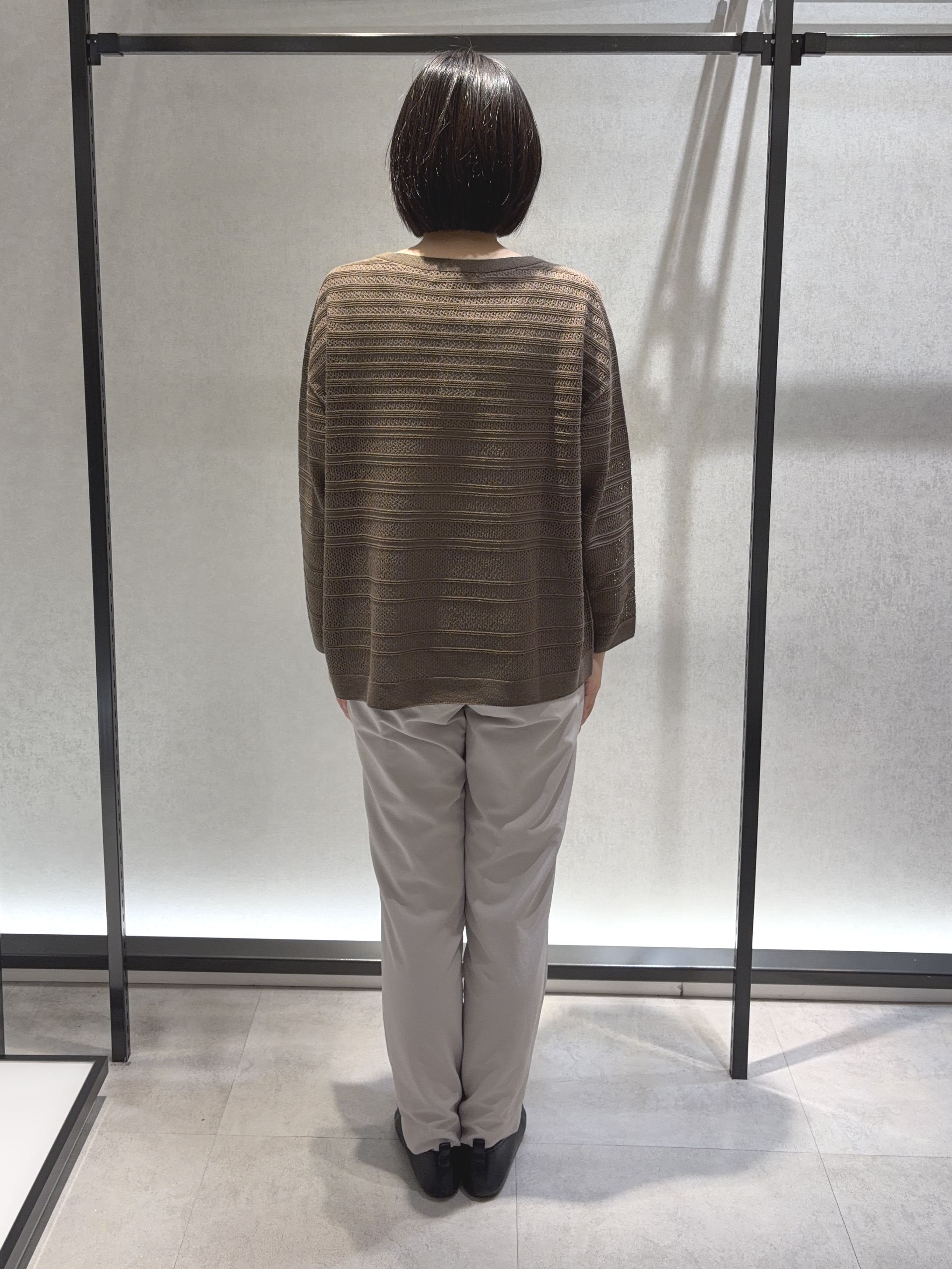 わたなべさんの「UNTITLED｜メッシュ柄ボーダーニット」を使ったコーディネート