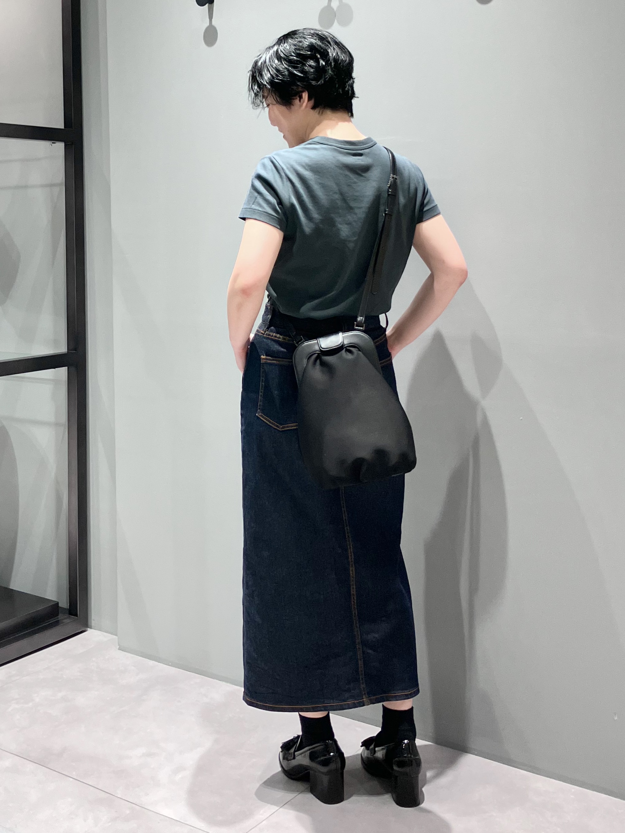 Cさんの「HIROKO HAYASHI｜POLARIS（ポラリス）縦型ショルダーバッグ」を使ったコーディネート
