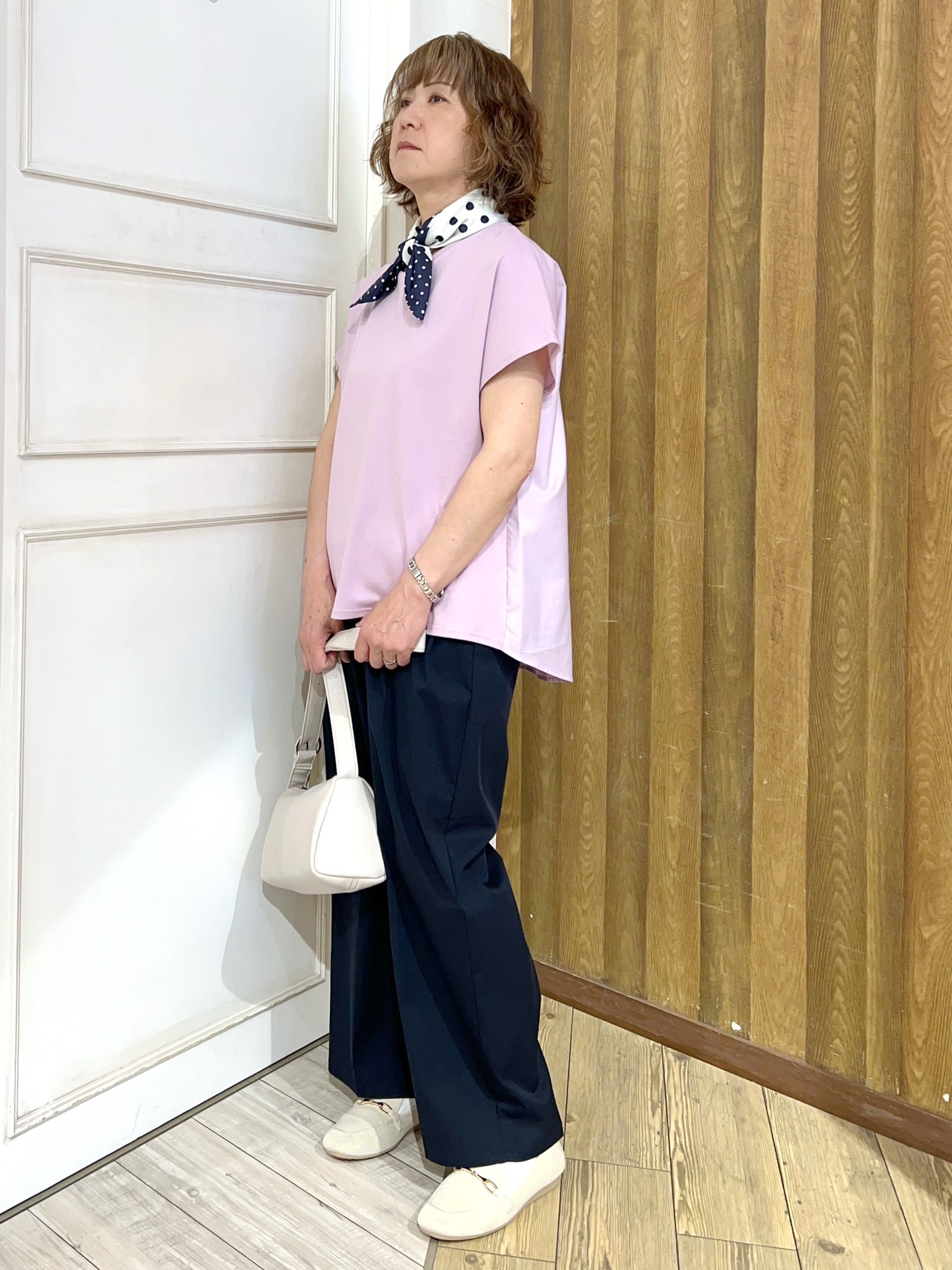 yuriyuriさんの「SHOO･LA･RUE｜【ひんやり/S-LL】インしない大人の爽やかスタイルに 前後異素材切替トップス」を使ったコーディネート