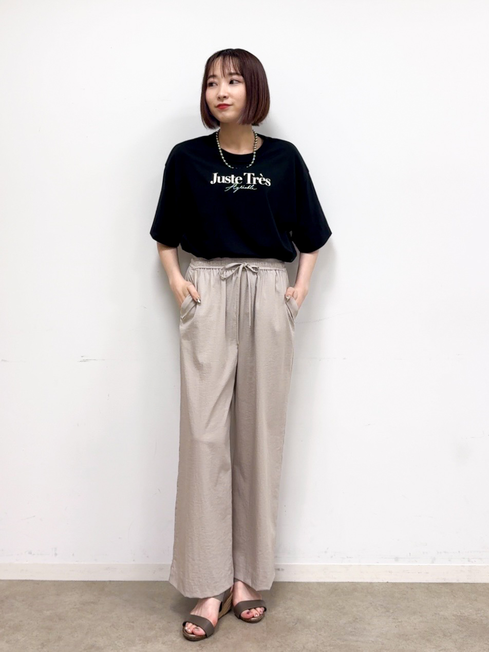 𝐜𝐡𝐢𝐤𝐚さんの「SHOO･LA･RUE｜【高レビュー/洗濯機可/セットアップ可】軽凛(かろりん) ひんやり半袖ジャケット」を使ったコーディネート