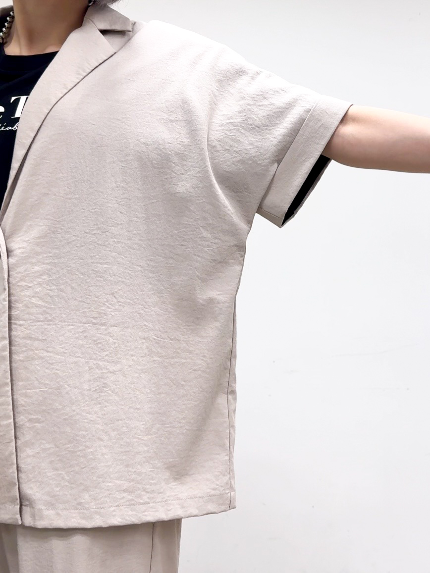𝐜𝐡𝐢𝐤𝐚さんの「SHOO･LA･RUE｜【高レビュー/洗濯機可/セットアップ可】軽凛(かろりん) ひんやり半袖ジャケット」を使ったコーディネート