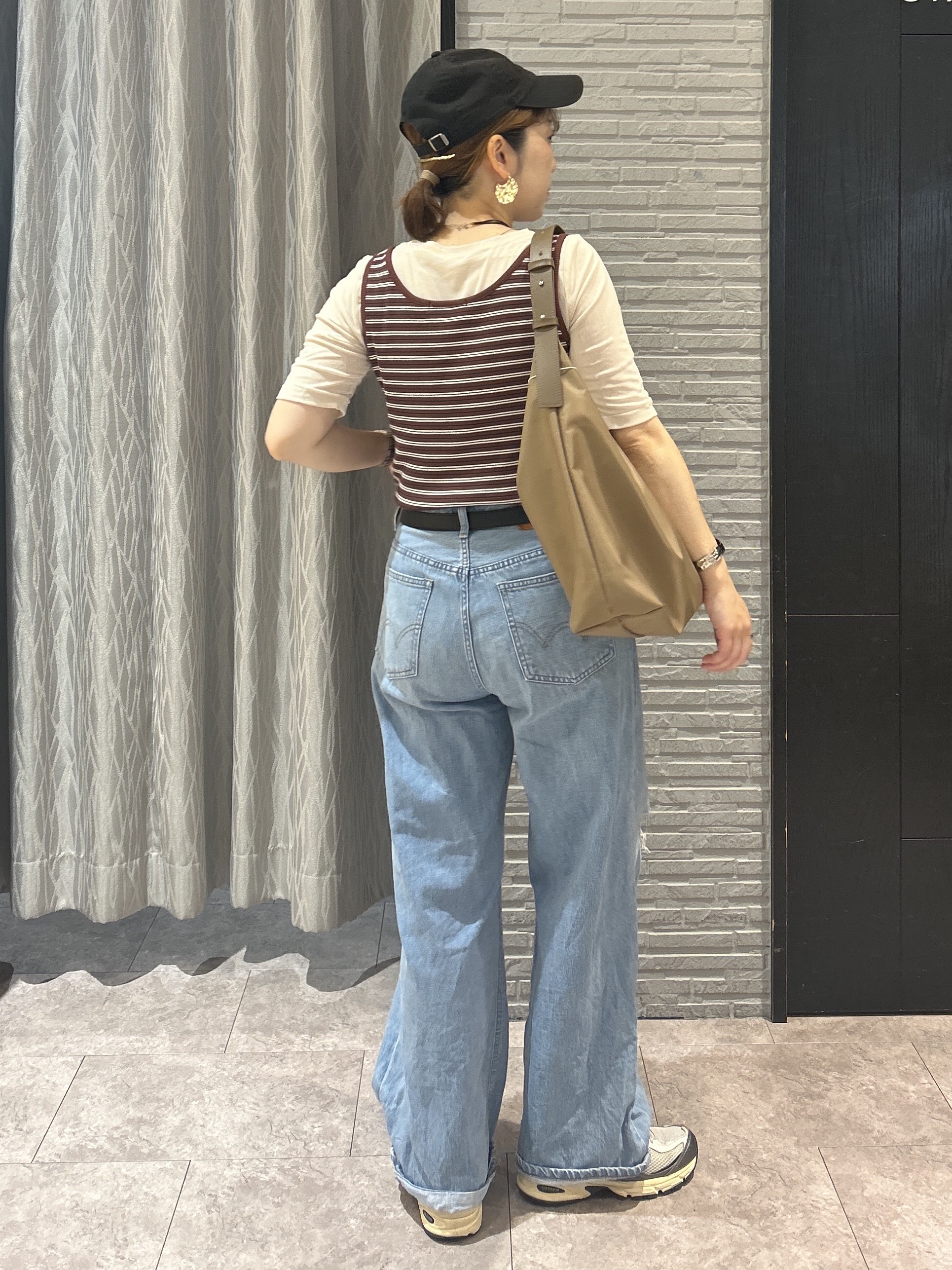 ga_riさんの「THE SHOP TK｜マルチボーダーニットソータンク」を使ったコーディネート