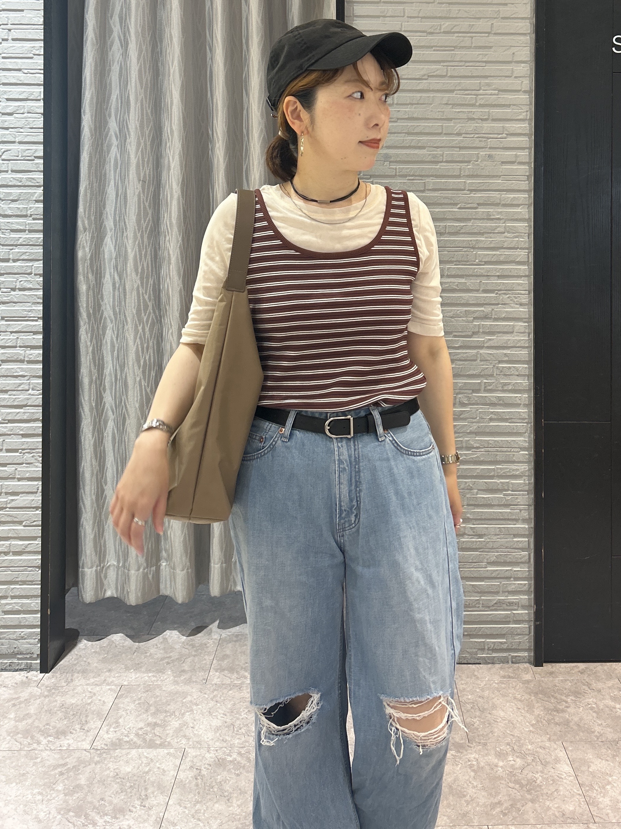 ga_riさんの「THE SHOP TK｜マルチボーダーニットソータンク」を使ったコーディネート