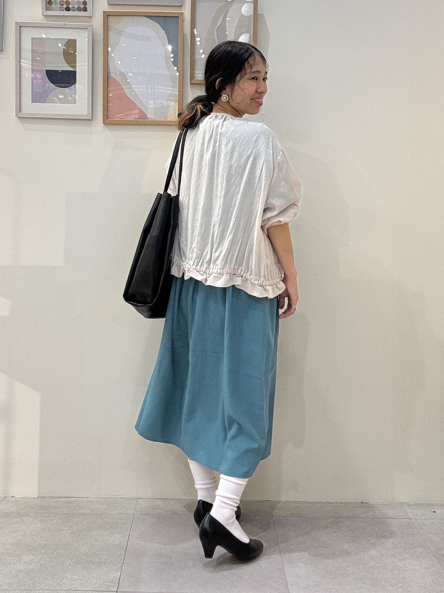 たけぴさんの「SHOO･LA･RUE｜【S-LL】軽やかな シアーライトブルゾン」を使ったコーディネート
