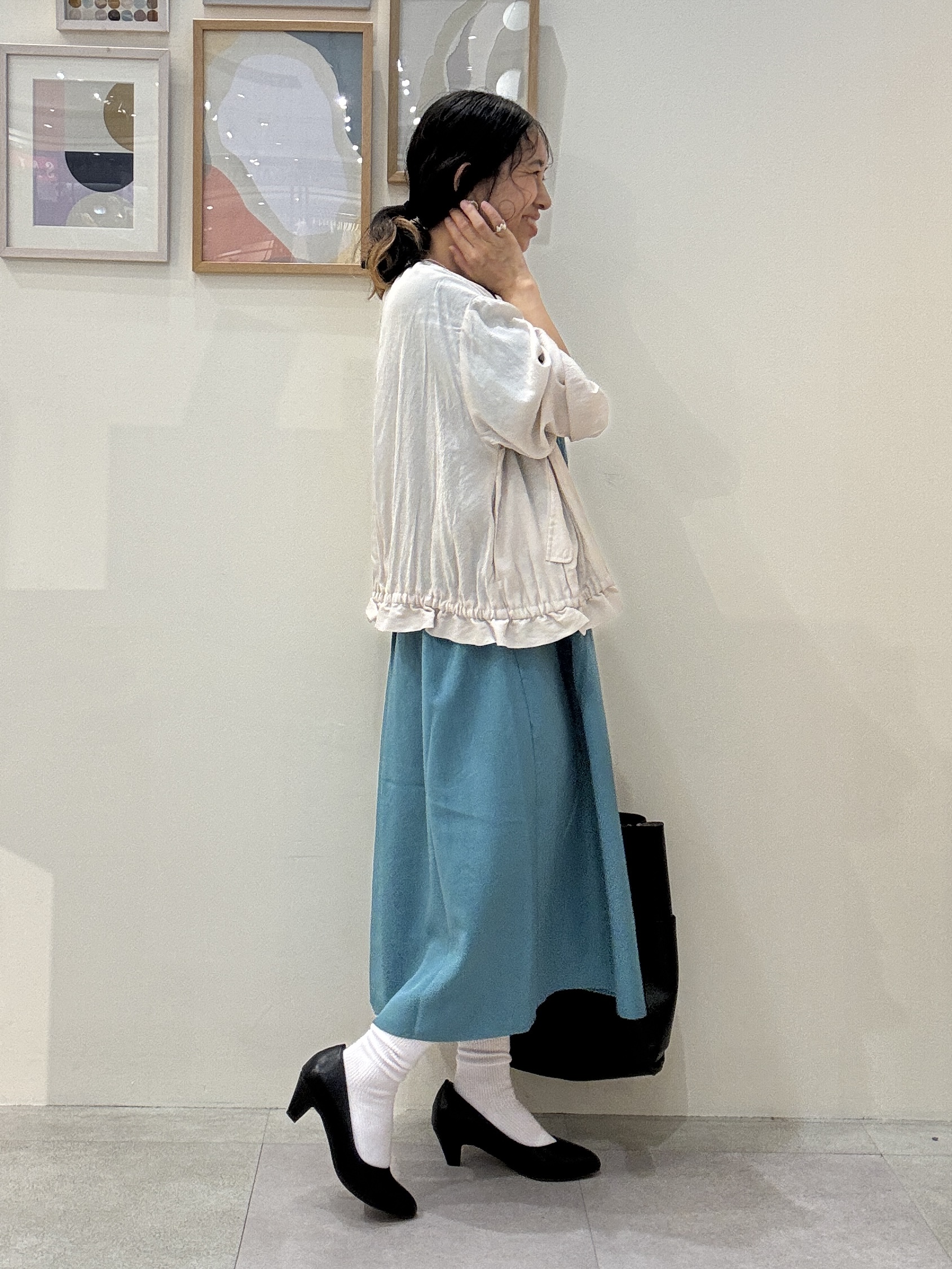 たけぴさんの「SHOO･LA･RUE｜【S-LL】軽やかな シアーライトブルゾン」を使ったコーディネート