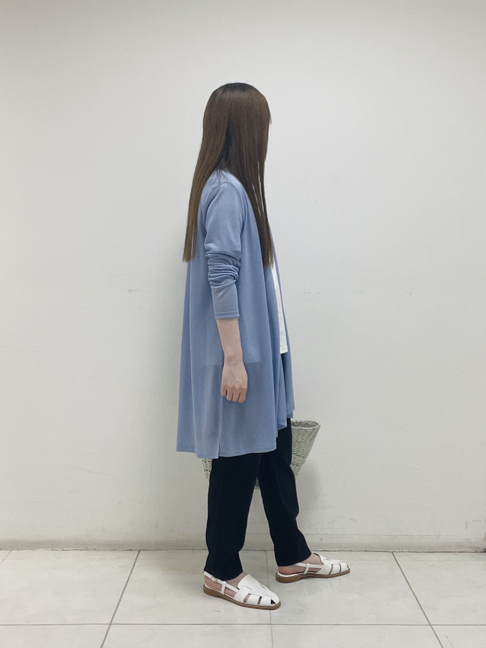 mさんの「INDIVI｜【洗える／アンサンブル可能】シアースストライプカーディガン」を使ったコーディネート