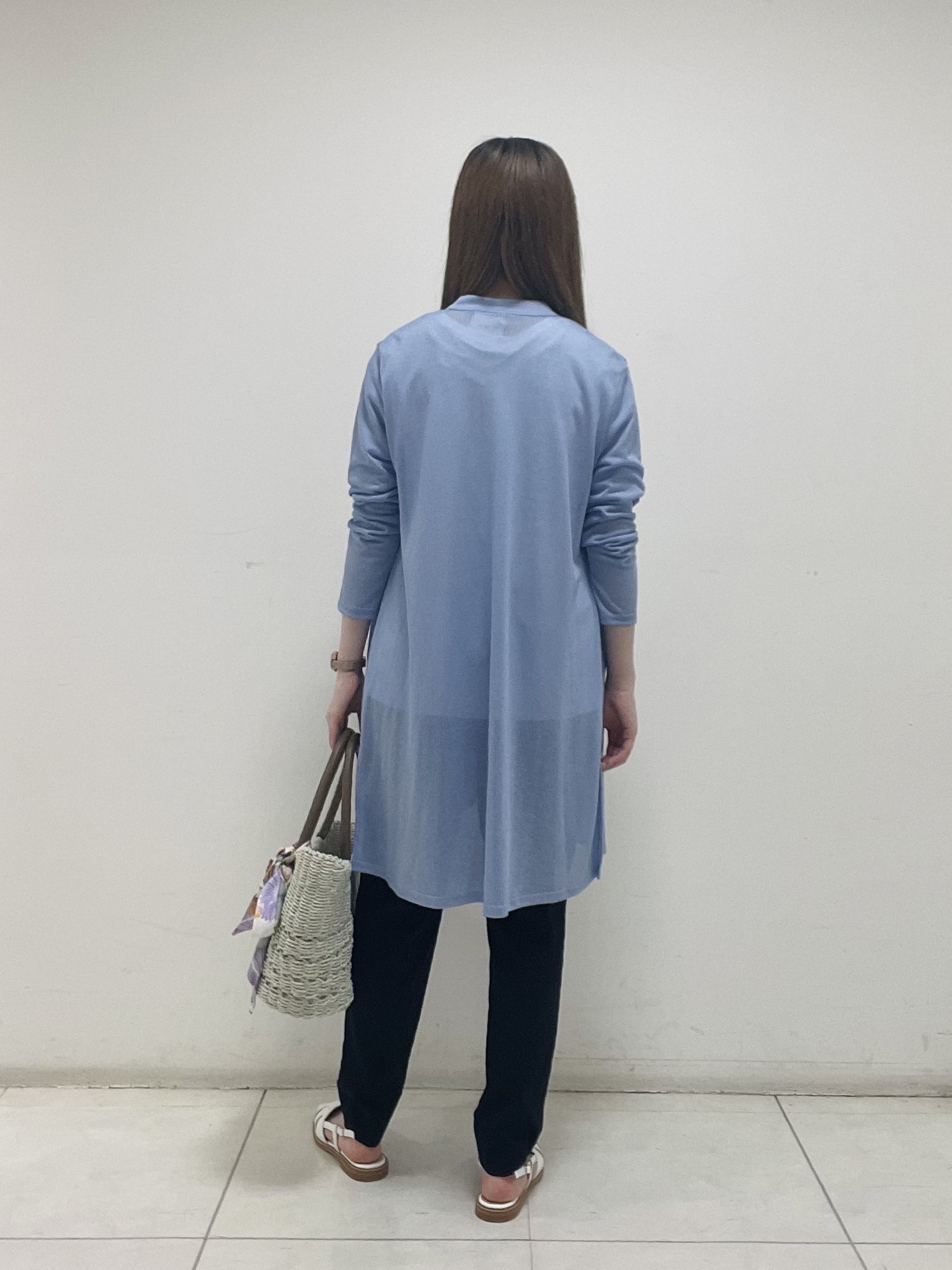 mさんの「INDIVI｜【洗える／アンサンブル可能】シアースストライプカーディガン」を使ったコーディネート