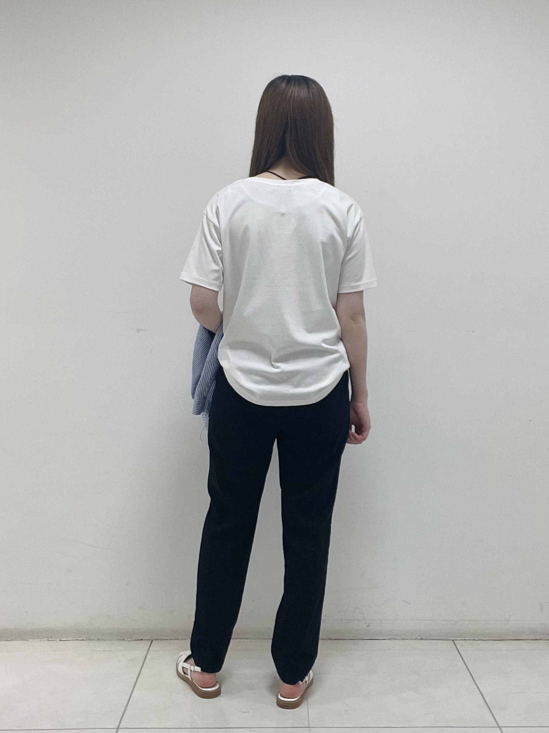 mさんの「INDIVI｜【洗える／アンサンブル可能】シアースストライプカーディガン」を使ったコーディネート