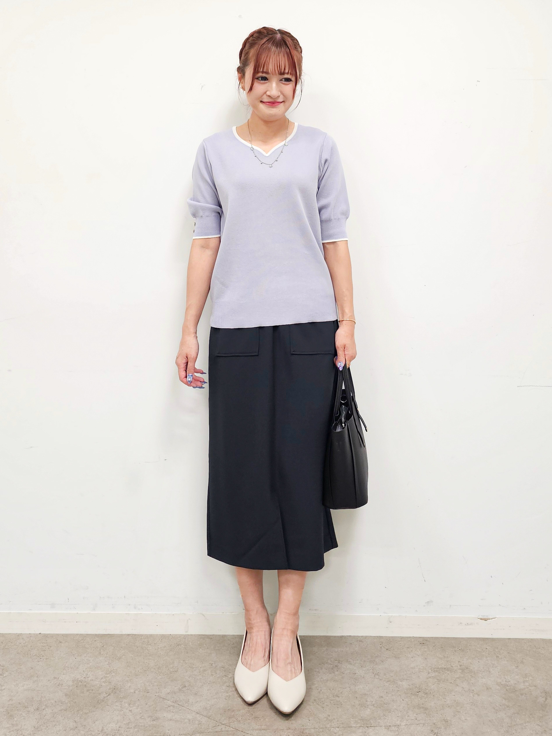 ゆゆさんの「SHOO･LA･RUE｜【洗濯機可/UV/5分袖】ハートネックでお顔周りすっきり バイカラーニット」を使ったコーディネート